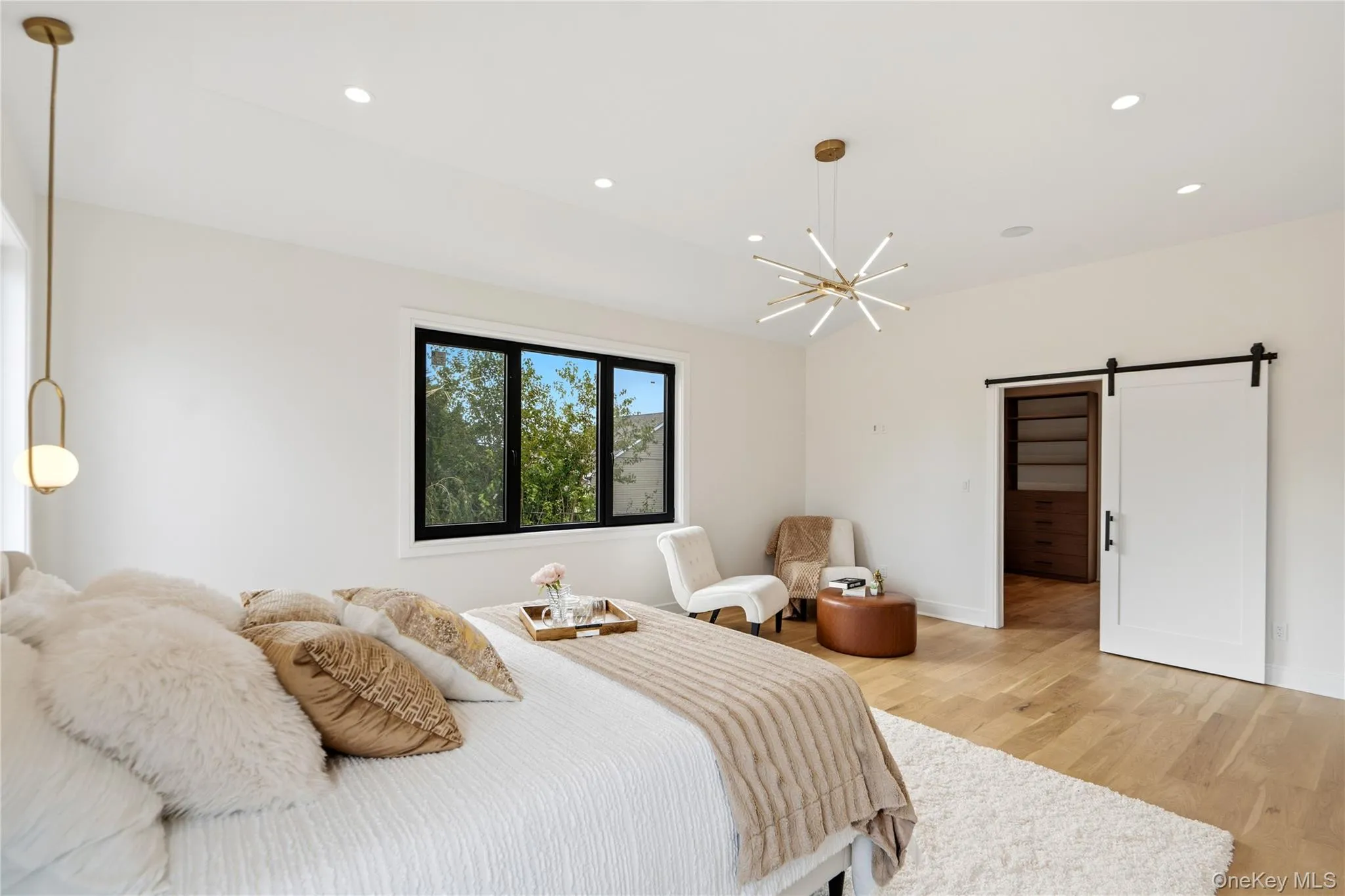 30 Hedge Lane, Hempstead, NY, 5 Bedrooms Bedrooms, 15 Rooms Rooms,5 BathroomsBathrooms,Residential,For Rent,Hedge,0,1045960 30 Hedge Lane, Hempstead, NY, 5 Bedrooms Bedrooms, 15 Rooms Rooms,5 BathroomsBathrooms,Residential,For Rent,Hedge,0,1045960