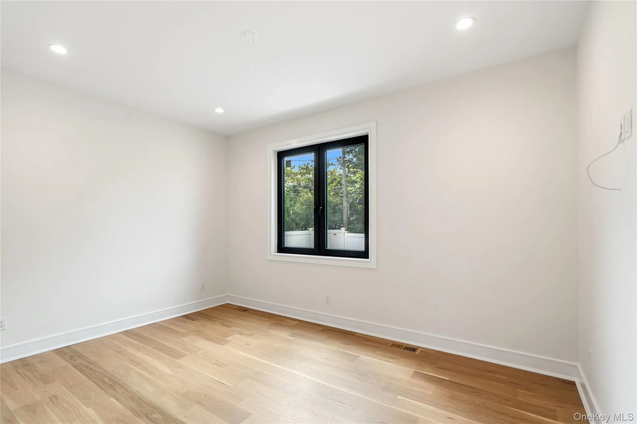 30 Hedge Lane, Hempstead, NY, 5 Bedrooms Bedrooms, 15 Rooms Rooms,5 BathroomsBathrooms,Residential,For Rent,Hedge,0,1045960 30 Hedge Lane, Hempstead, NY, 5 Bedrooms Bedrooms, 15 Rooms Rooms,5 BathroomsBathrooms,Residential,For Rent,Hedge,0,1045960