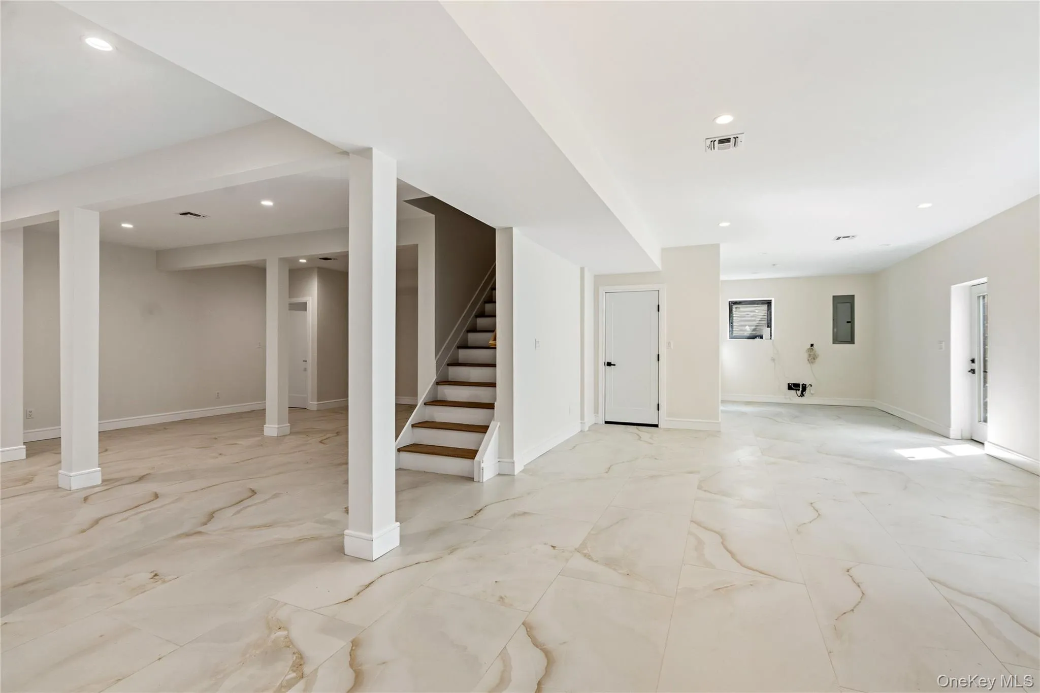 30 Hedge Lane, Hempstead, NY, 5 Bedrooms Bedrooms, 15 Rooms Rooms,5 BathroomsBathrooms,Residential,For Rent,Hedge,0,1045960 30 Hedge Lane, Hempstead, NY, 5 Bedrooms Bedrooms, 15 Rooms Rooms,5 BathroomsBathrooms,Residential,For Rent,Hedge,0,1045960