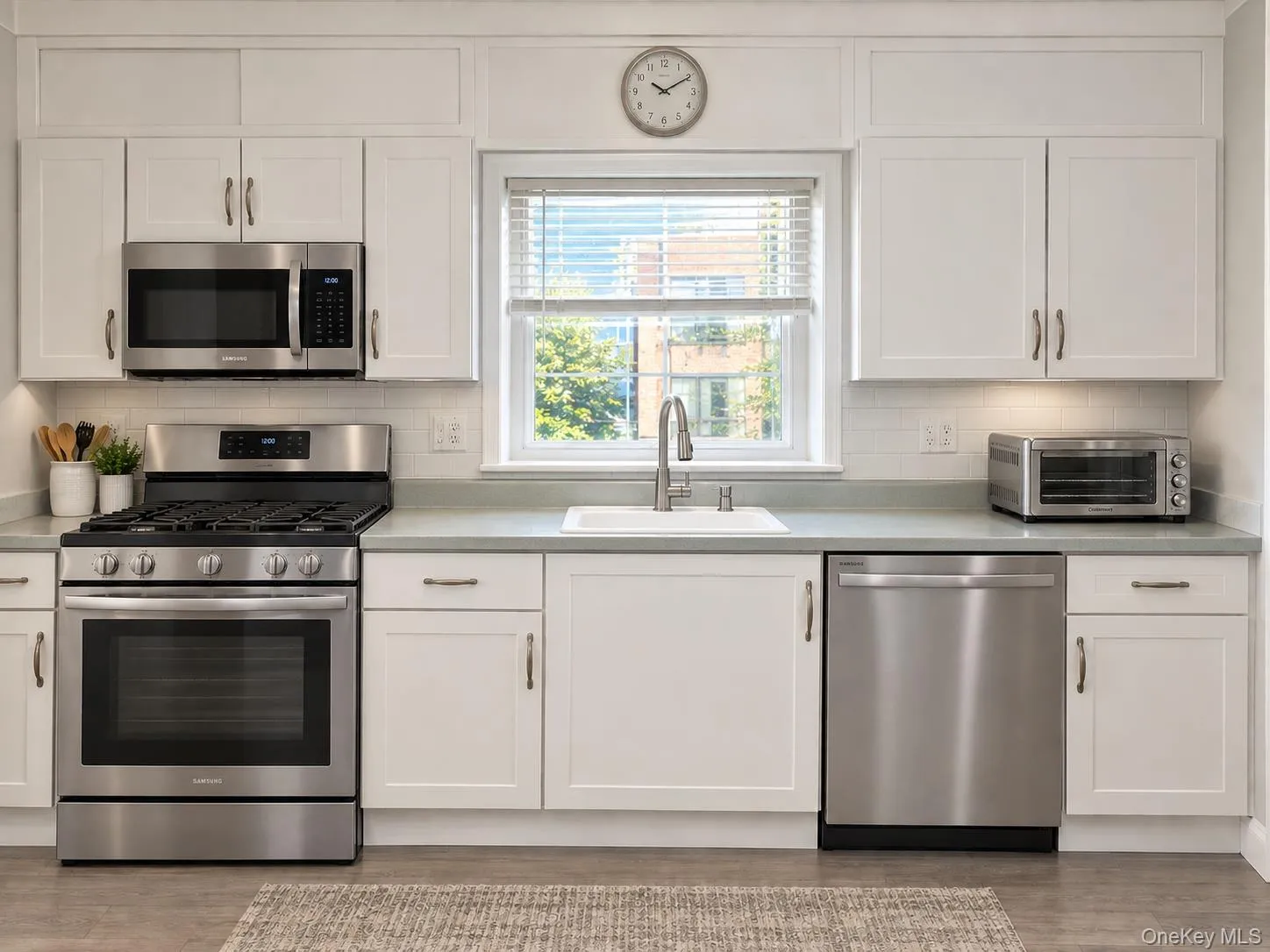 virtual phot of same kitchen but with new appliances virtual phot of same kitchen but with new appliances