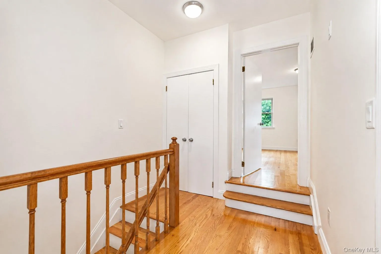 16 Fox Hunt Court, New York, NY, 2 Bedrooms Bedrooms, 5 Rooms Rooms,1 BathroomBathrooms,Residential,For Rent,Fox Hunt,0,1045966 16 Fox Hunt Court, New York, NY, 2 Bedrooms Bedrooms, 5 Rooms Rooms,1 BathroomBathrooms,Residential,For Rent,Fox Hunt,0,1045966