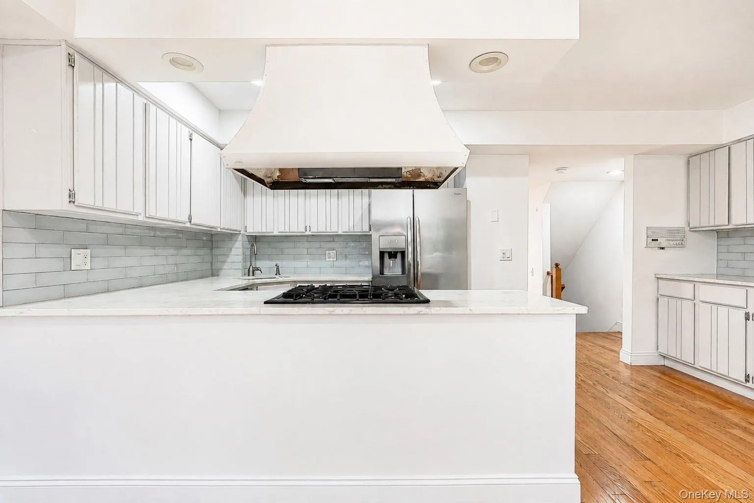 16 Fox Hunt Court, New York, NY, 2 Bedrooms Bedrooms, 5 Rooms Rooms,1 BathroomBathrooms,Residential,For Rent,Fox Hunt,0,1045966 16 Fox Hunt Court, New York, NY, 2 Bedrooms Bedrooms, 5 Rooms Rooms,1 BathroomBathrooms,Residential,For Rent,Fox Hunt,0,1045966