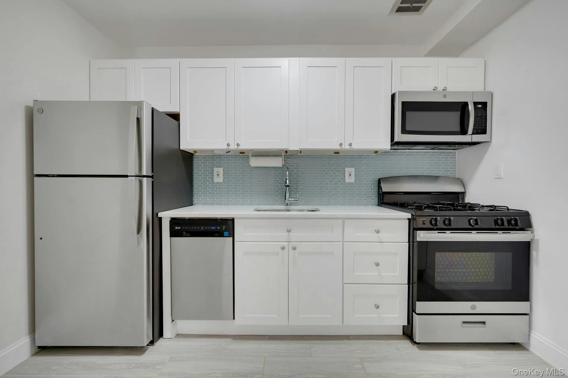 838 Pelhamdale Road, New Rochelle, NY, 1 Bedroom Bedrooms, 3 Rooms Rooms,1 BathroomBathrooms,Residential,For Rent,Pelhamdale,0,1045972 838 Pelhamdale Road, New Rochelle, NY, 1 Bedroom Bedrooms, 3 Rooms Rooms,1 BathroomBathrooms,Residential,For Rent,Pelhamdale,0,1045972