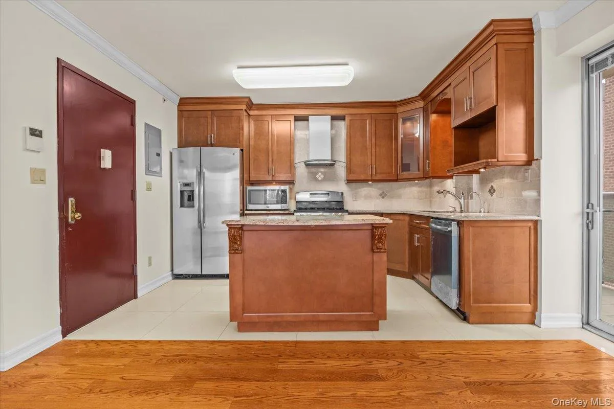 3511 Cambridge, New York, NY, 2 Bedrooms Bedrooms, 5 Rooms Rooms,2 BathroomsBathrooms,Residential Lease,For Rent,Cambridge,0,1045981 3511 Cambridge, New York, NY, 2 Bedrooms Bedrooms, 5 Rooms Rooms,2 BathroomsBathrooms,Residential Lease,For Rent,Cambridge,0,1045981