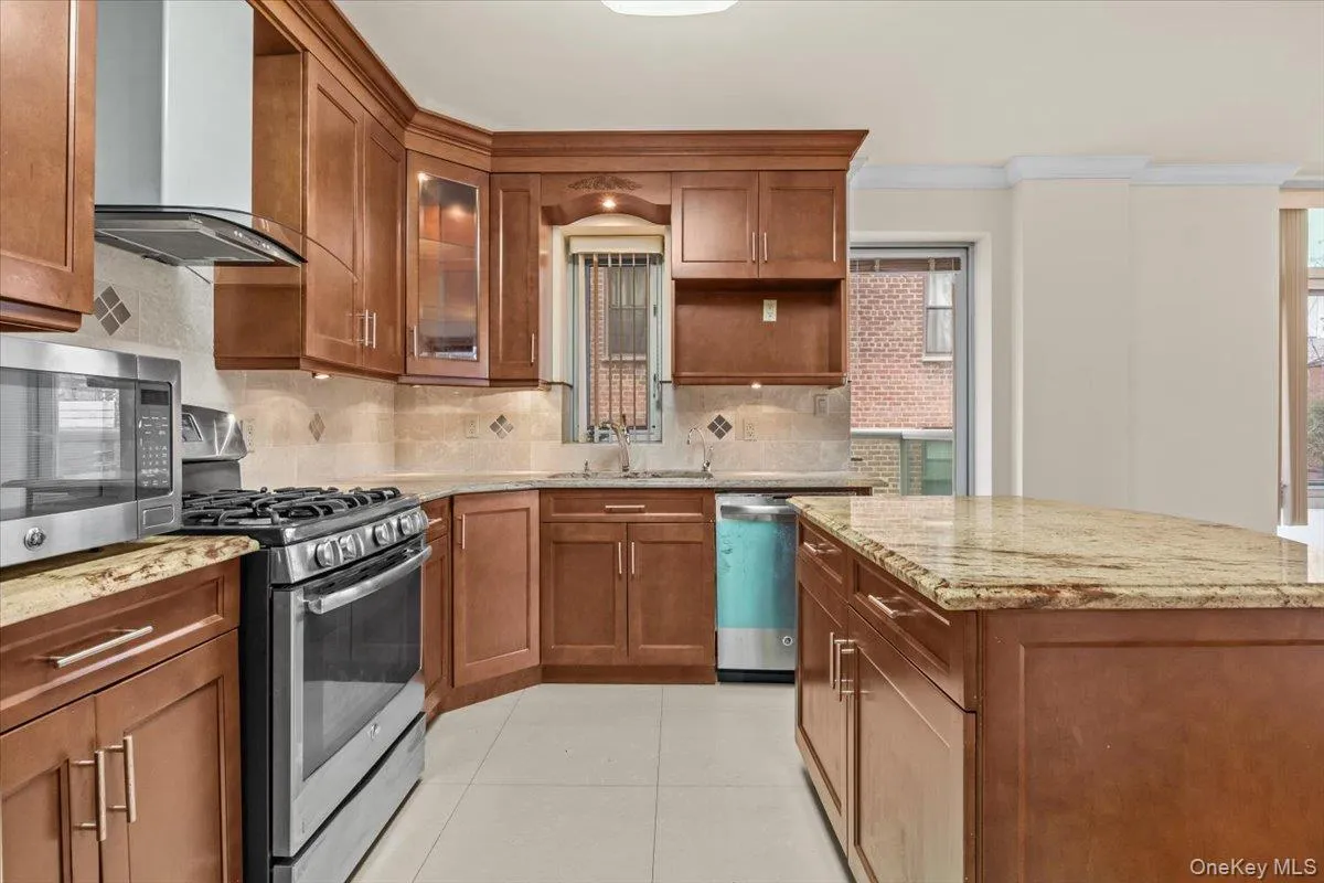 3511 Cambridge, New York, NY, 2 Bedrooms Bedrooms, 5 Rooms Rooms,2 BathroomsBathrooms,Residential Lease,For Rent,Cambridge,0,1045981 3511 Cambridge, New York, NY, 2 Bedrooms Bedrooms, 5 Rooms Rooms,2 BathroomsBathrooms,Residential Lease,For Rent,Cambridge,0,1045981