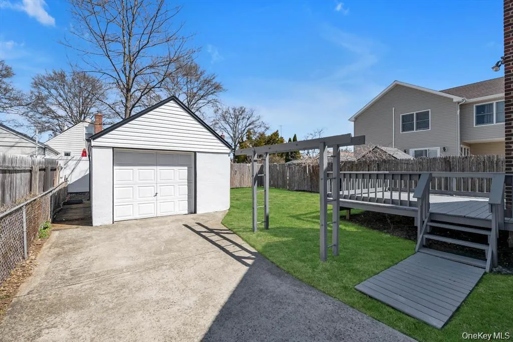 1568 Madison Street, Hempstead, NY, 3 Bedrooms Bedrooms, 6 Rooms Rooms,2 BathroomsBathrooms,Residential Lease,For Rent,Madison,0,1045985 1568 Madison Street, Hempstead, NY, 3 Bedrooms Bedrooms, 6 Rooms Rooms,2 BathroomsBathrooms,Residential Lease,For Rent,Madison,0,1045985