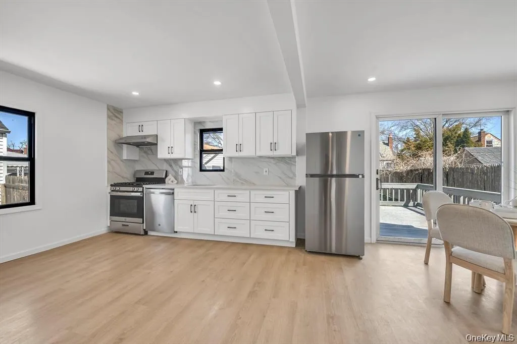 1568 Madison Street, Hempstead, NY, 3 Bedrooms Bedrooms, 6 Rooms Rooms,2 BathroomsBathrooms,Residential Lease,For Rent,Madison,0,1045985 1568 Madison Street, Hempstead, NY, 3 Bedrooms Bedrooms, 6 Rooms Rooms,2 BathroomsBathrooms,Residential Lease,For Rent,Madison,0,1045985