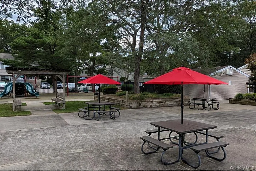 211 Springmeadow Drive, Islip, NY, 2 Bedrooms Bedrooms, 4 Rooms Rooms,1 BathroomBathrooms,Residential,For Rent,Springmeadow,0,1045986 211 Springmeadow Drive, Islip, NY, 2 Bedrooms Bedrooms, 4 Rooms Rooms,1 BathroomBathrooms,Residential,For Rent,Springmeadow,0,1045986