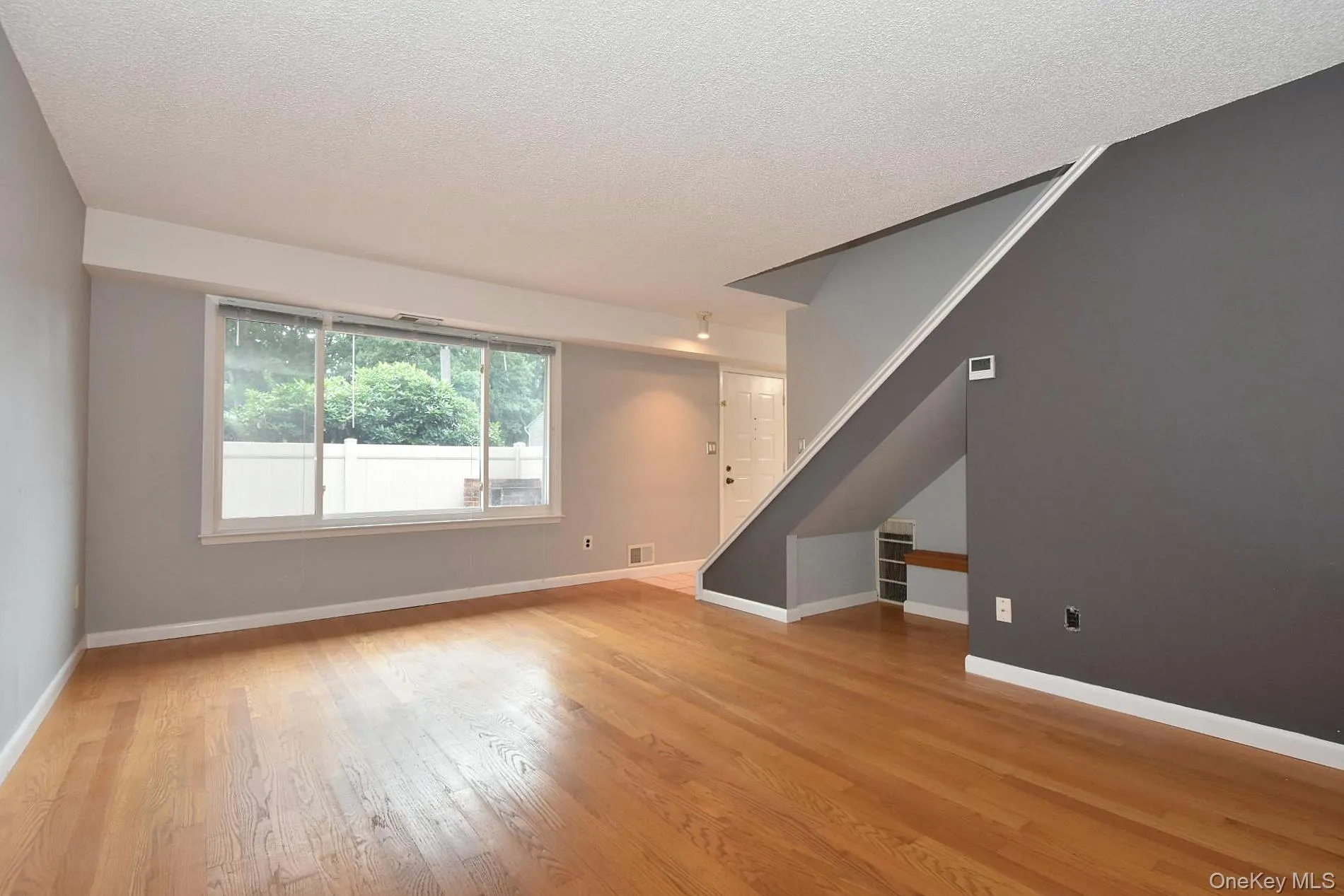 211 Springmeadow Drive, Islip, NY, 2 Bedrooms Bedrooms, 4 Rooms Rooms,1 BathroomBathrooms,Residential,For Rent,Springmeadow,0,1045986 211 Springmeadow Drive, Islip, NY, 2 Bedrooms Bedrooms, 4 Rooms Rooms,1 BathroomBathrooms,Residential,For Rent,Springmeadow,0,1045986