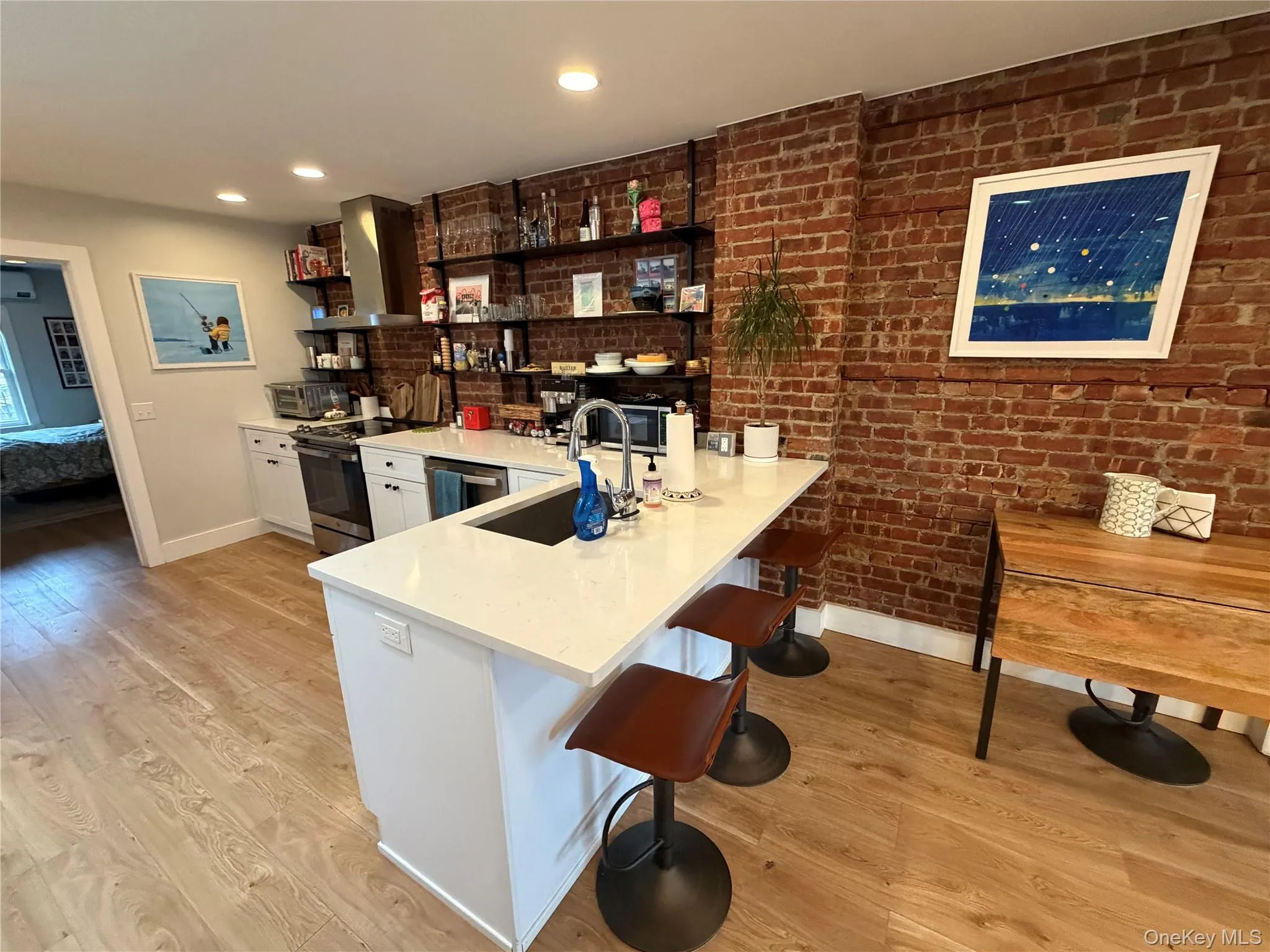 195 Main Street, Beacon, NY, 1 Bedroom Bedrooms, 6 Rooms Rooms,1 BathroomBathrooms,Residential Lease,For Rent,Main,0,1045990 195 Main Street, Beacon, NY, 1 Bedroom Bedrooms, 6 Rooms Rooms,1 BathroomBathrooms,Residential Lease,For Rent,Main,0,1045990