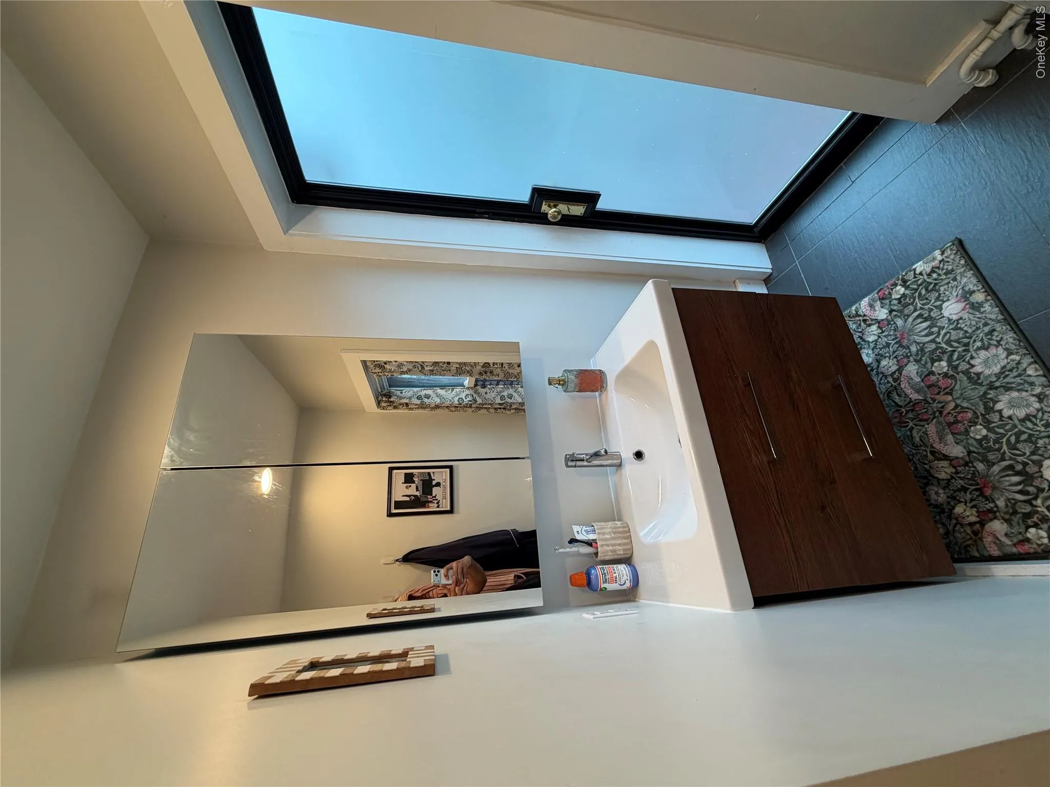 195 Main Street, Beacon, NY, 1 Bedroom Bedrooms, 6 Rooms Rooms,1 BathroomBathrooms,Residential Lease,For Rent,Main,0,1045990 195 Main Street, Beacon, NY, 1 Bedroom Bedrooms, 6 Rooms Rooms,1 BathroomBathrooms,Residential Lease,For Rent,Main,0,1045990