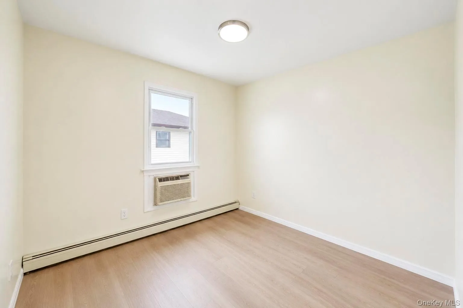 653 Sherman Avenue, Hempstead, NY, 4 Bedrooms Bedrooms, 8 Rooms Rooms,2 BathroomsBathrooms,Residential,For Rent,Sherman,0,1045997 653 Sherman Avenue, Hempstead, NY, 4 Bedrooms Bedrooms, 8 Rooms Rooms,2 BathroomsBathrooms,Residential,For Rent,Sherman,0,1045997