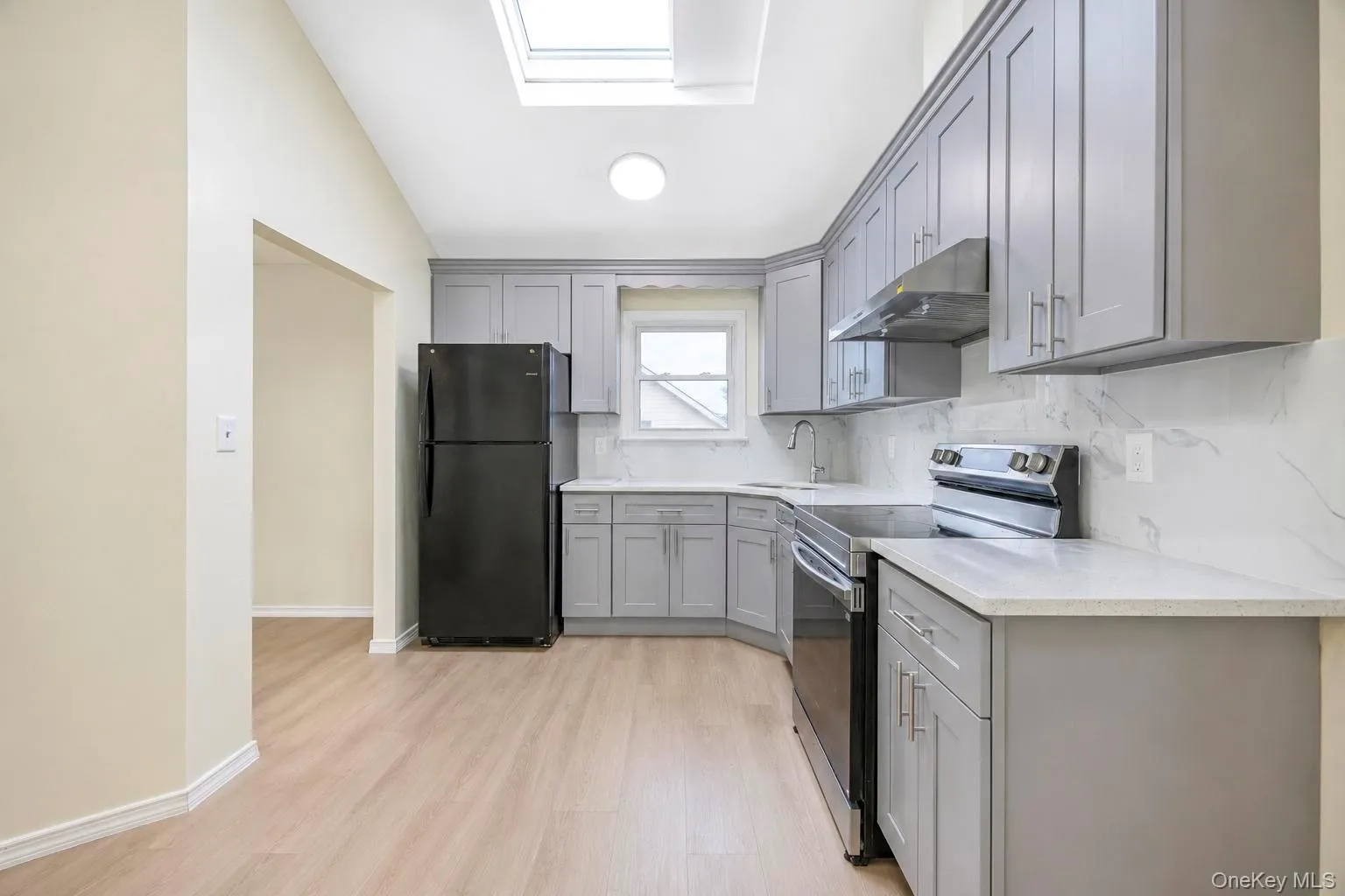 653 Sherman Avenue, Hempstead, NY, 4 Bedrooms Bedrooms, 8 Rooms Rooms,2 BathroomsBathrooms,Residential,For Rent,Sherman,0,1045997 653 Sherman Avenue, Hempstead, NY, 4 Bedrooms Bedrooms, 8 Rooms Rooms,2 BathroomsBathrooms,Residential,For Rent,Sherman,0,1045997