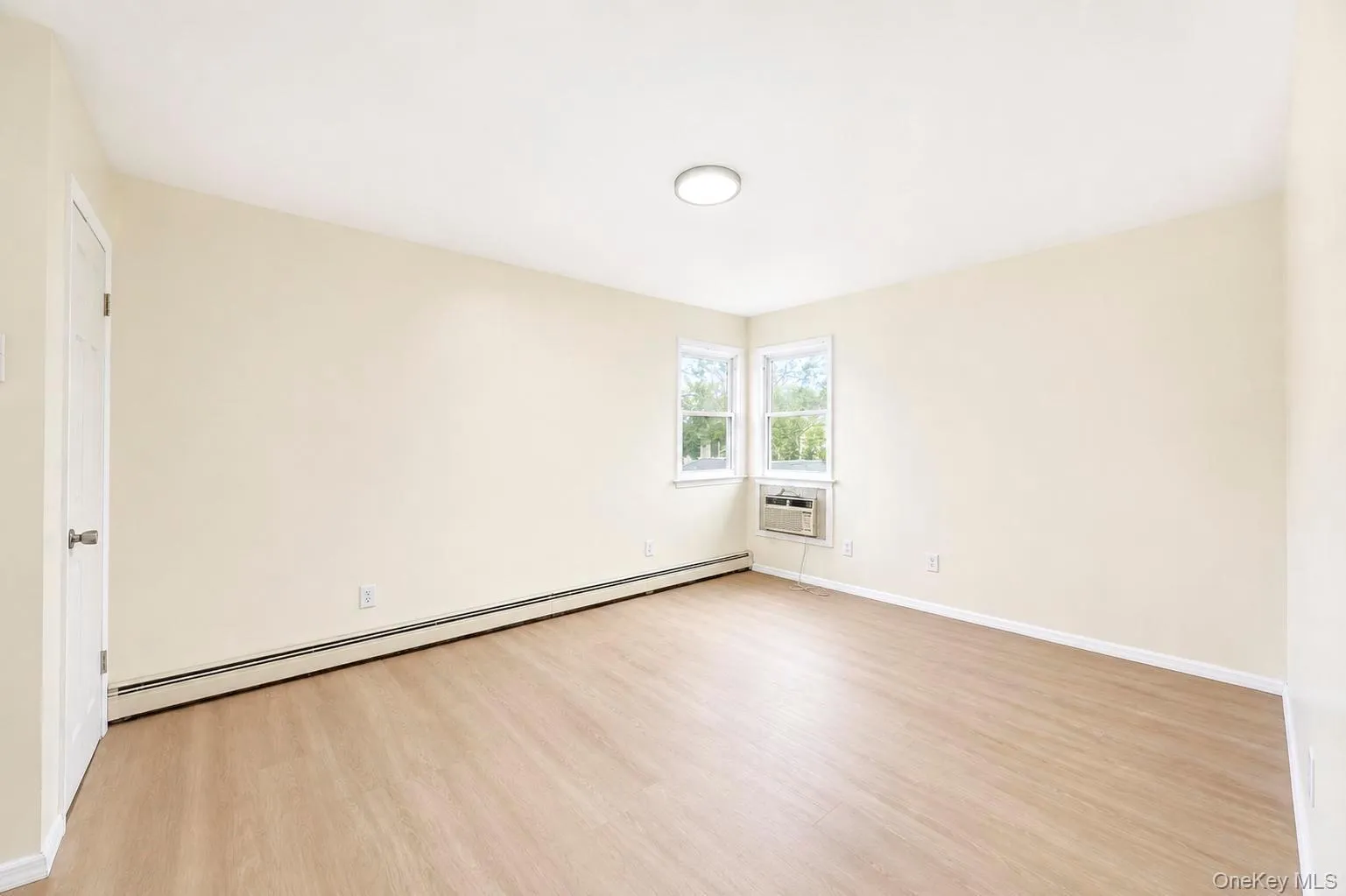 653 Sherman Avenue, Hempstead, NY, 4 Bedrooms Bedrooms, 8 Rooms Rooms,2 BathroomsBathrooms,Residential,For Rent,Sherman,0,1045997 653 Sherman Avenue, Hempstead, NY, 4 Bedrooms Bedrooms, 8 Rooms Rooms,2 BathroomsBathrooms,Residential,For Rent,Sherman,0,1045997