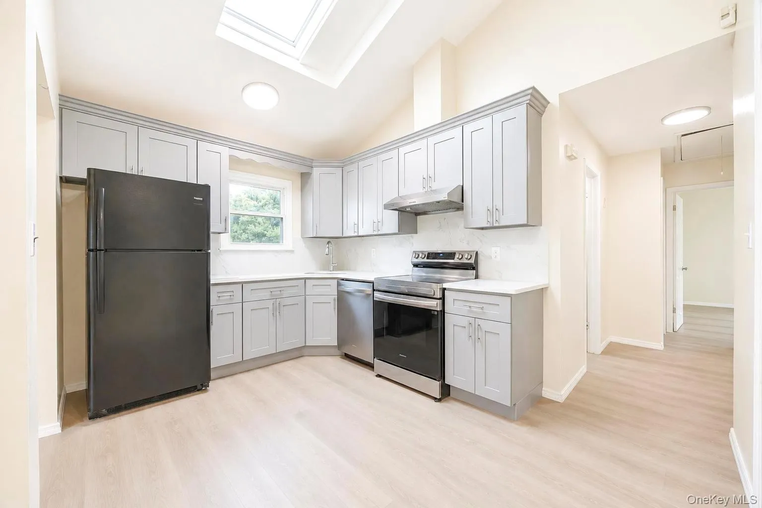 653 Sherman Avenue, Hempstead, NY, 4 Bedrooms Bedrooms, 8 Rooms Rooms,2 BathroomsBathrooms,Residential,For Rent,Sherman,0,1045997 653 Sherman Avenue, Hempstead, NY, 4 Bedrooms Bedrooms, 8 Rooms Rooms,2 BathroomsBathrooms,Residential,For Rent,Sherman,0,1045997