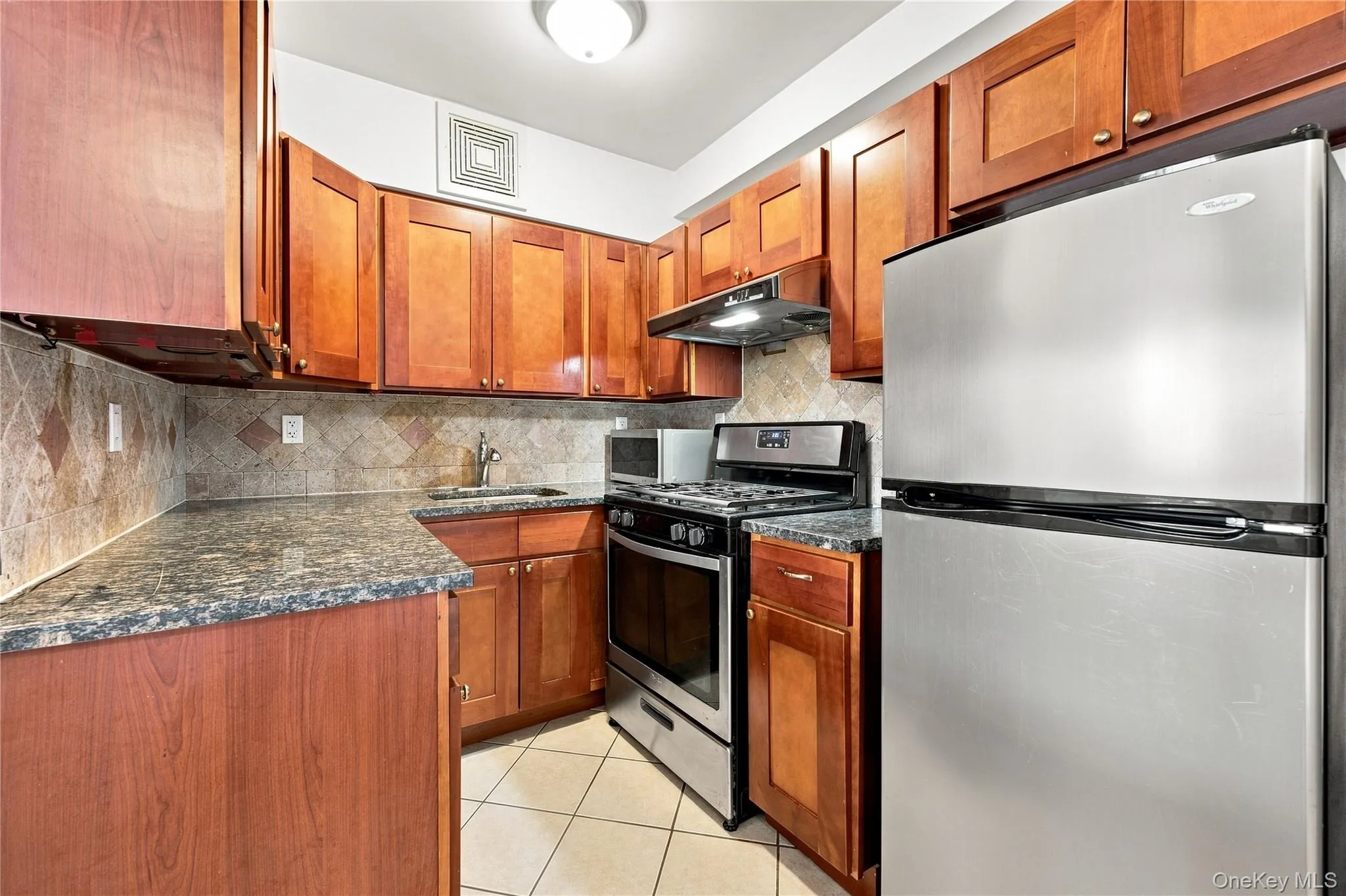 7617 46th Avenue, New York, NY, 2 Bedrooms Bedrooms, 5 Rooms Rooms,2 BathroomsBathrooms,Residential,For Rent,46th,0,1045999 7617 46th Avenue, New York, NY, 2 Bedrooms Bedrooms, 5 Rooms Rooms,2 BathroomsBathrooms,Residential,For Rent,46th,0,1045999