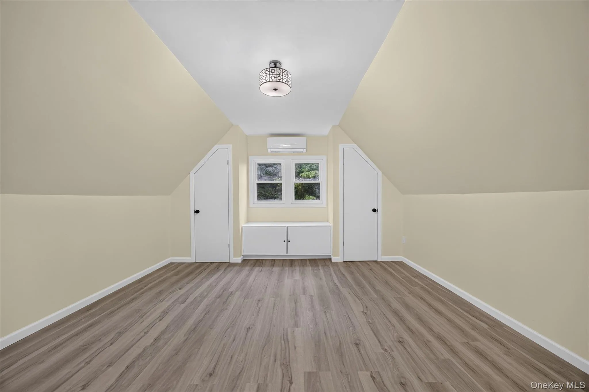95 Silver Lake Sctn Road, Middletown, NY, 3 Bedrooms Bedrooms, 6 Rooms Rooms,2 BathroomsBathrooms,Residential,For Rent,Silver Lake Sctn,0,1046001 95 Silver Lake Sctn Road, Middletown, NY, 3 Bedrooms Bedrooms, 6 Rooms Rooms,2 BathroomsBathrooms,Residential,For Rent,Silver Lake Sctn,0,1046001