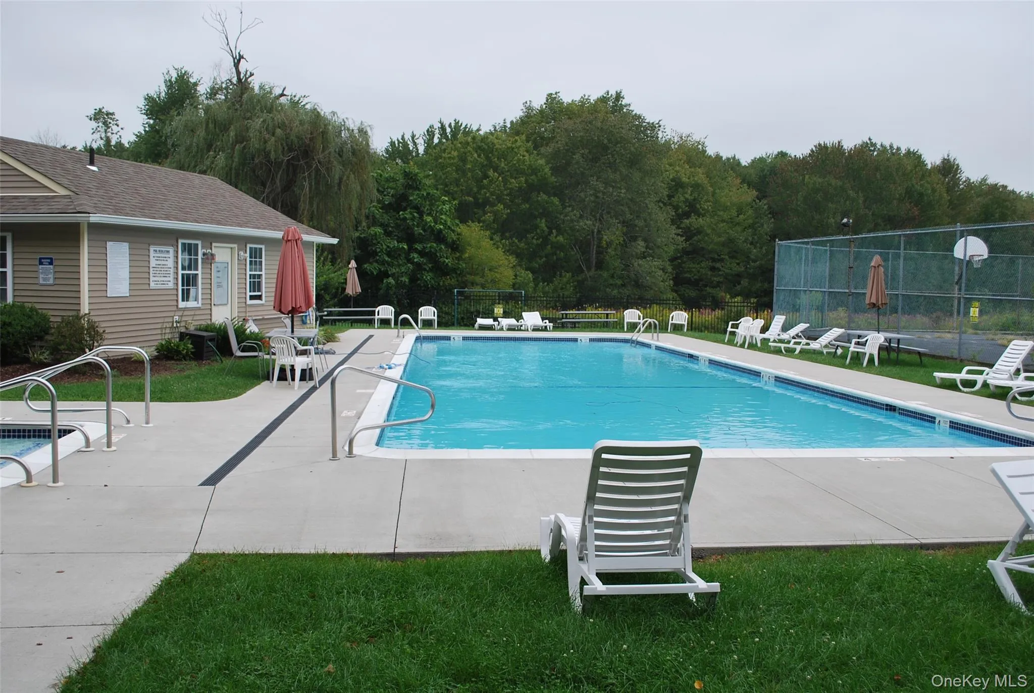 72 The Rise, Warwick (town), NY, 2 Bedrooms Bedrooms, 5 Rooms Rooms,1 BathroomBathrooms,Residential Lease,For Rent,The Rise,0,1046009 72 The Rise, Warwick (town), NY, 2 Bedrooms Bedrooms, 5 Rooms Rooms,1 BathroomBathrooms,Residential Lease,For Rent,The Rise,0,1046009