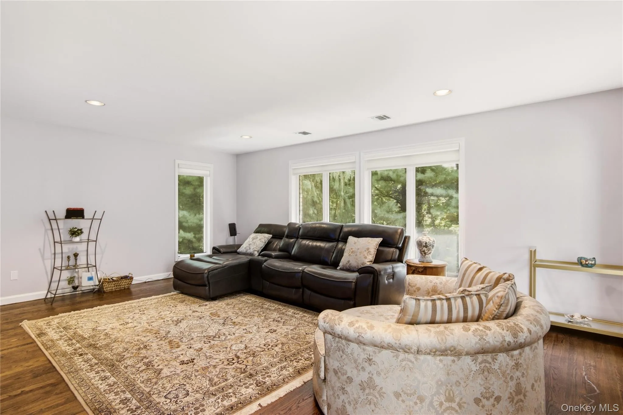 3 White Birch Road, Oyster Bay, NY, 6 Bedrooms Bedrooms, 12 Rooms Rooms,6 BathroomsBathrooms,Residential,For Rent,White Birch,0,1046012 3 White Birch Road, Oyster Bay, NY, 6 Bedrooms Bedrooms, 12 Rooms Rooms,6 BathroomsBathrooms,Residential,For Rent,White Birch,0,1046012