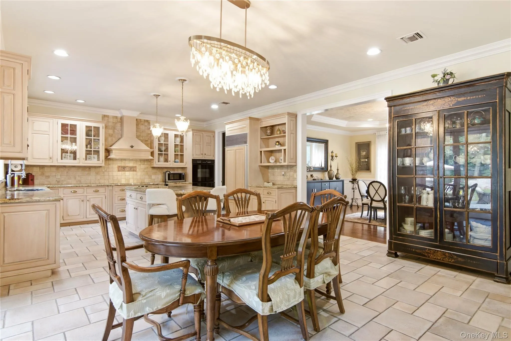 3 White Birch Road, Oyster Bay, NY, 6 Bedrooms Bedrooms, 12 Rooms Rooms,6 BathroomsBathrooms,Residential,For Rent,White Birch,0,1046012 3 White Birch Road, Oyster Bay, NY, 6 Bedrooms Bedrooms, 12 Rooms Rooms,6 BathroomsBathrooms,Residential,For Rent,White Birch,0,1046012