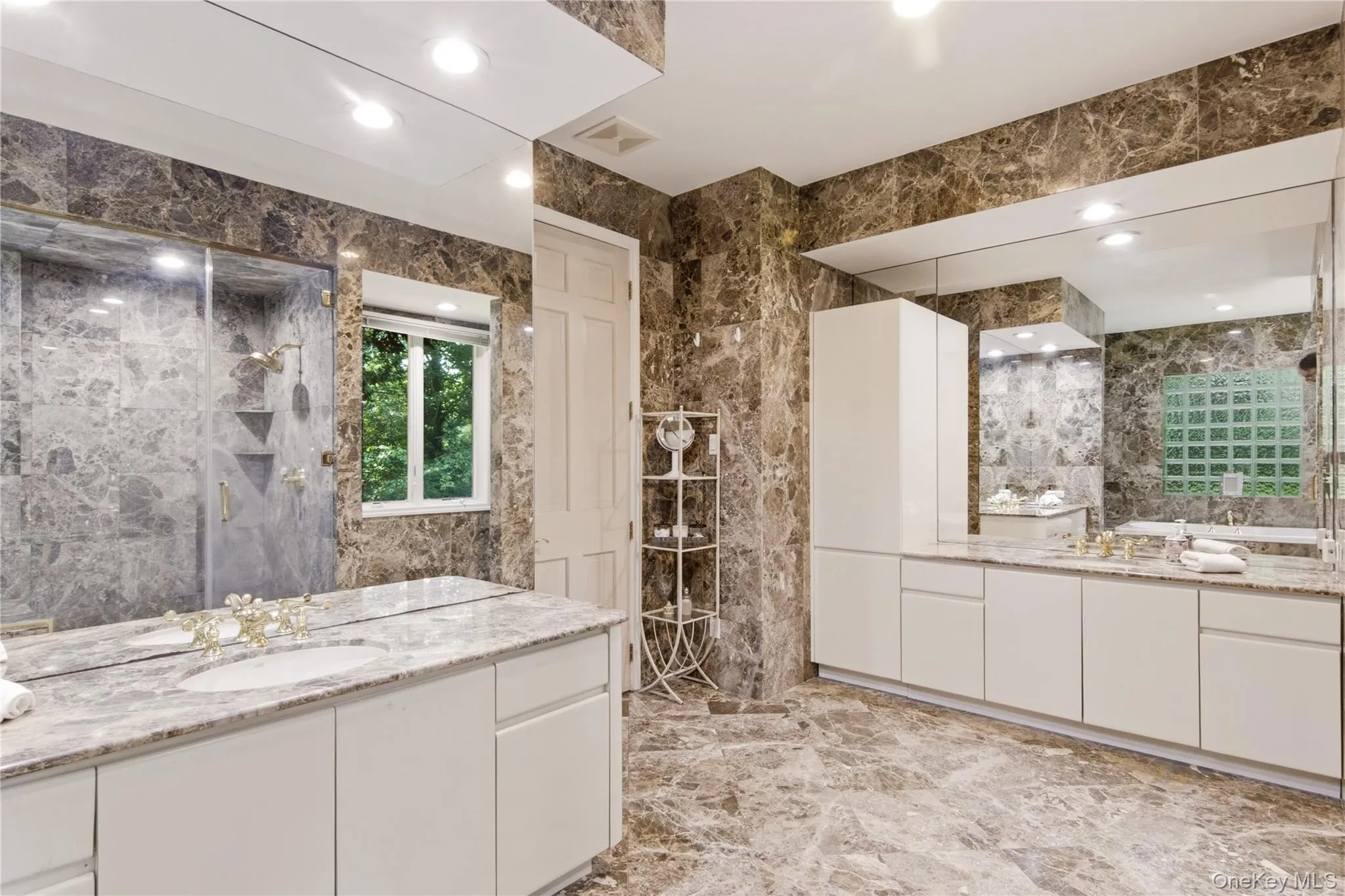 3 White Birch Road, Oyster Bay, NY, 6 Bedrooms Bedrooms, 12 Rooms Rooms,6 BathroomsBathrooms,Residential,For Rent,White Birch,0,1046012 3 White Birch Road, Oyster Bay, NY, 6 Bedrooms Bedrooms, 12 Rooms Rooms,6 BathroomsBathrooms,Residential,For Rent,White Birch,0,1046012