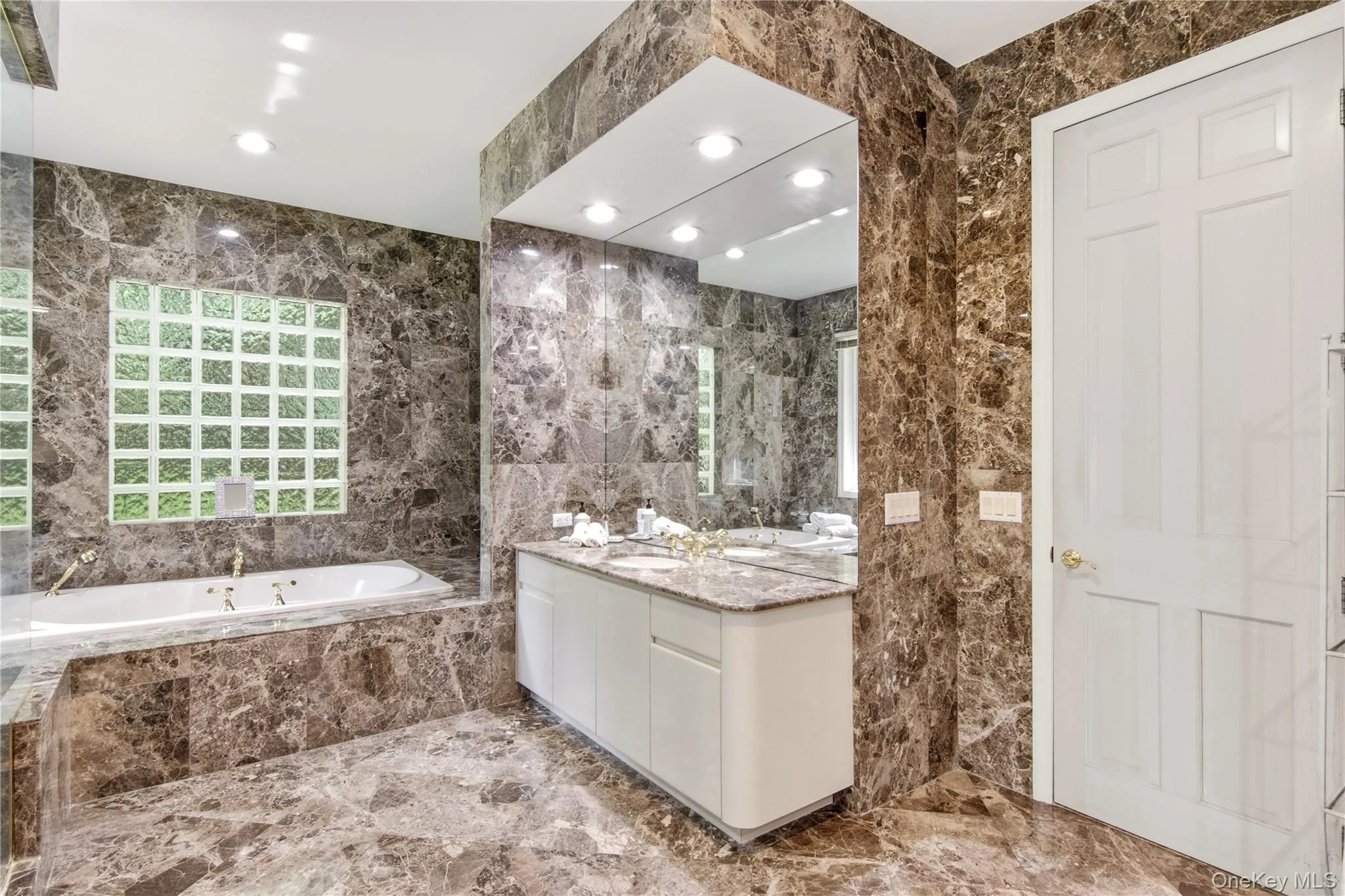 3 White Birch Road, Oyster Bay, NY, 6 Bedrooms Bedrooms, 12 Rooms Rooms,6 BathroomsBathrooms,Residential,For Rent,White Birch,0,1046012 3 White Birch Road, Oyster Bay, NY, 6 Bedrooms Bedrooms, 12 Rooms Rooms,6 BathroomsBathrooms,Residential,For Rent,White Birch,0,1046012
