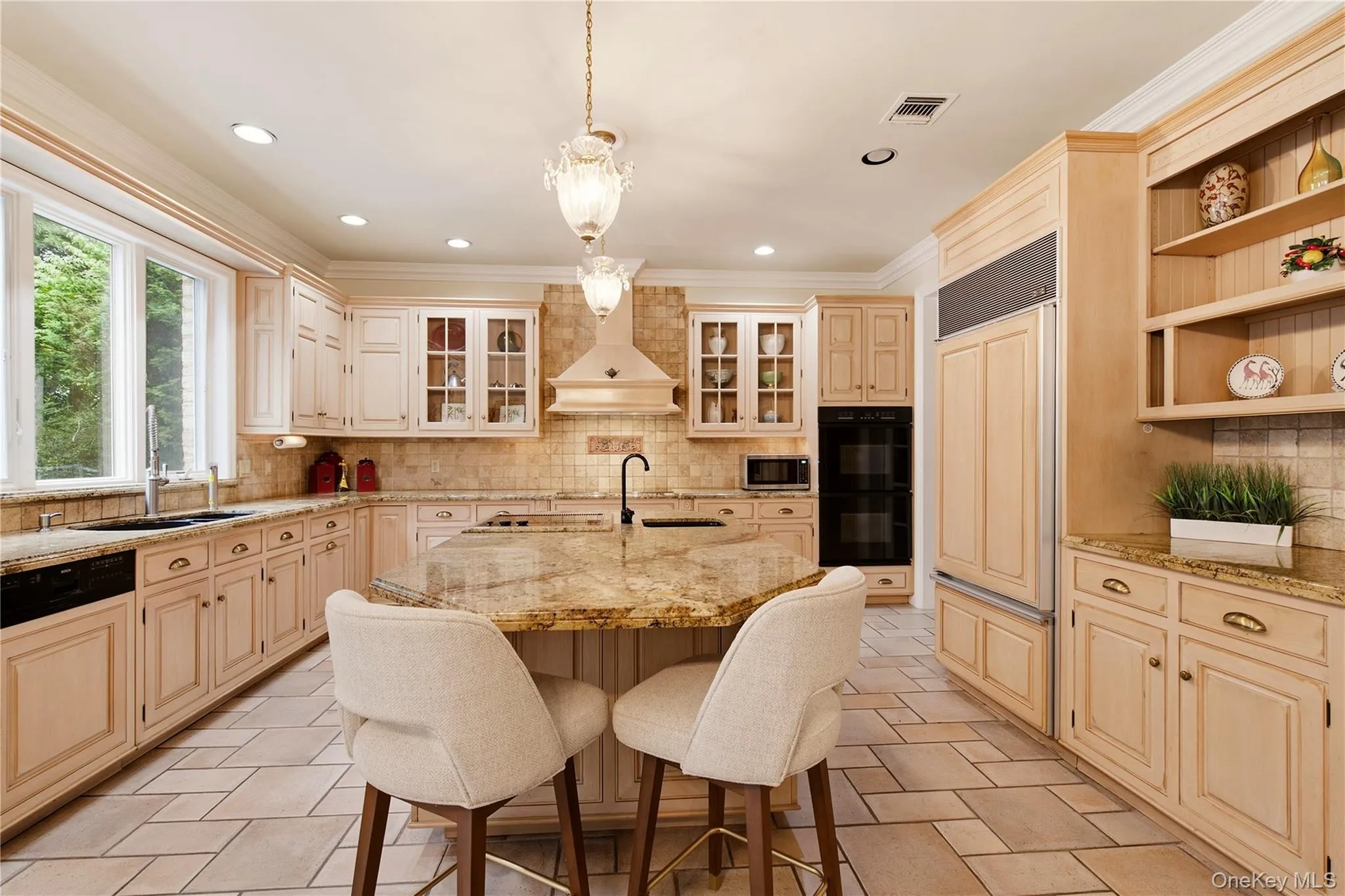 3 White Birch Road, Oyster Bay, NY, 6 Bedrooms Bedrooms, 12 Rooms Rooms,6 BathroomsBathrooms,Residential,For Rent,White Birch,0,1046012 3 White Birch Road, Oyster Bay, NY, 6 Bedrooms Bedrooms, 12 Rooms Rooms,6 BathroomsBathrooms,Residential,For Rent,White Birch,0,1046012