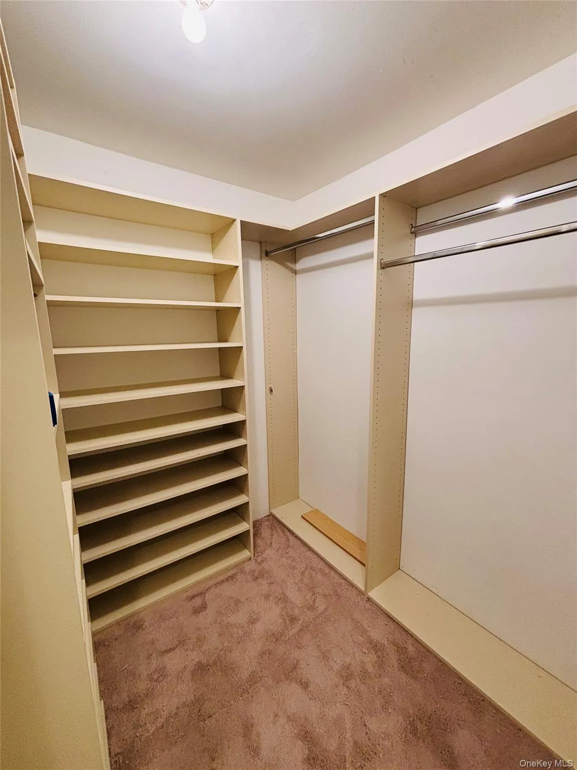 88 The Glen, Oyster Bay, NY, 3 Bedroom Bedrooms, 8 Room Rooms,3 BathroomBathrooms,Residential Lease,For Rent,The Glen,0,1046016 88 The Glen, Oyster Bay, NY, 3 Bedroom Bedrooms, 8 Room Rooms,3 BathroomBathrooms,Residential Lease,For Rent,The Glen,0,1046016