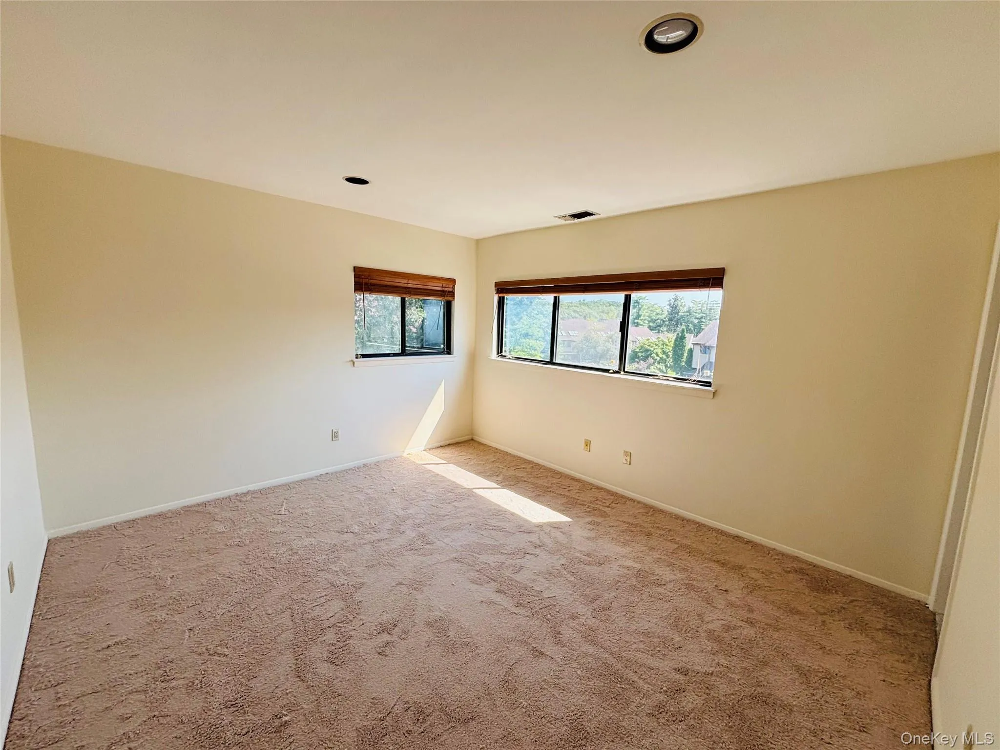 88 The Glen, Oyster Bay, NY, 3 Bedroom Bedrooms, 8 Room Rooms,3 BathroomBathrooms,Residential Lease,For Rent,The Glen,0,1046016 88 The Glen, Oyster Bay, NY, 3 Bedroom Bedrooms, 8 Room Rooms,3 BathroomBathrooms,Residential Lease,For Rent,The Glen,0,1046016
