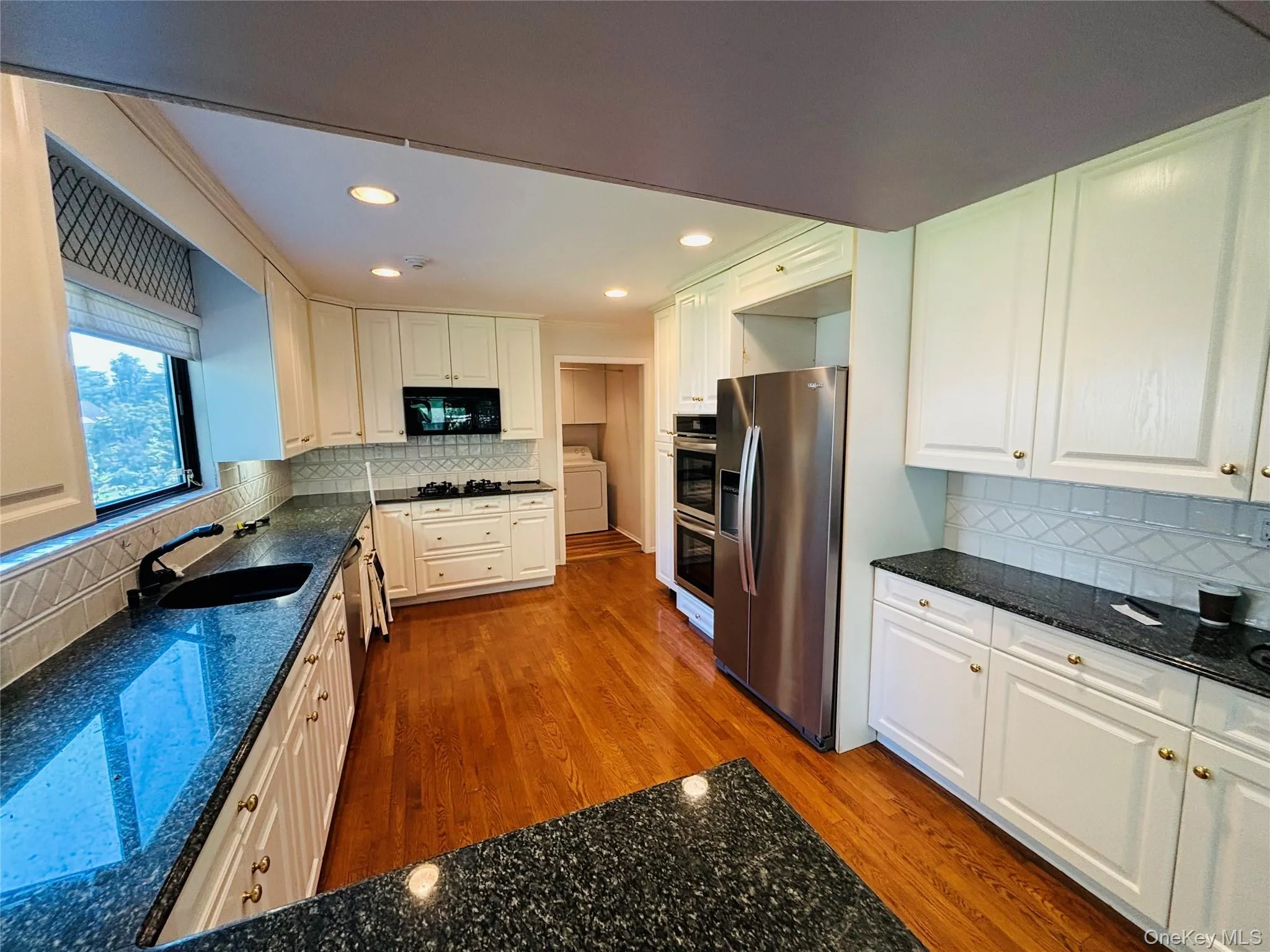 88 The Glen, Oyster Bay, NY, 3 Bedroom Bedrooms, 8 Room Rooms,3 BathroomBathrooms,Residential Lease,For Rent,The Glen,0,1046016 88 The Glen, Oyster Bay, NY, 3 Bedroom Bedrooms, 8 Room Rooms,3 BathroomBathrooms,Residential Lease,For Rent,The Glen,0,1046016