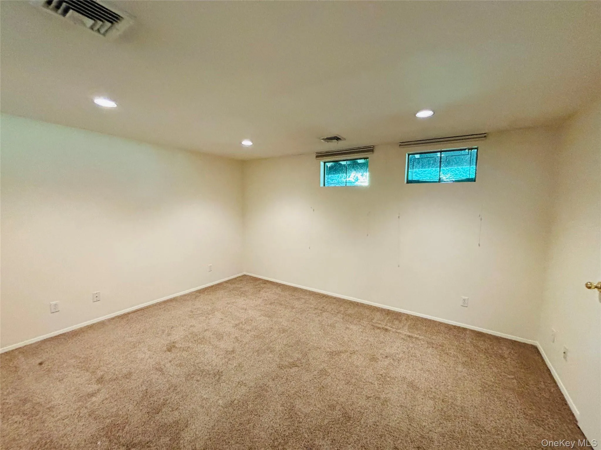 88 The Glen, Oyster Bay, NY, 3 Bedroom Bedrooms, 8 Room Rooms,3 BathroomBathrooms,Residential Lease,For Rent,The Glen,0,1046016 88 The Glen, Oyster Bay, NY, 3 Bedroom Bedrooms, 8 Room Rooms,3 BathroomBathrooms,Residential Lease,For Rent,The Glen,0,1046016