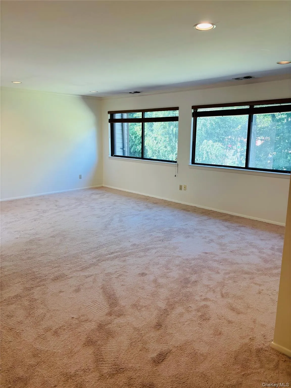 88 The Glen, Oyster Bay, NY, 3 Bedroom Bedrooms, 8 Room Rooms,3 BathroomBathrooms,Residential Lease,For Rent,The Glen,0,1046016 88 The Glen, Oyster Bay, NY, 3 Bedroom Bedrooms, 8 Room Rooms,3 BathroomBathrooms,Residential Lease,For Rent,The Glen,0,1046016