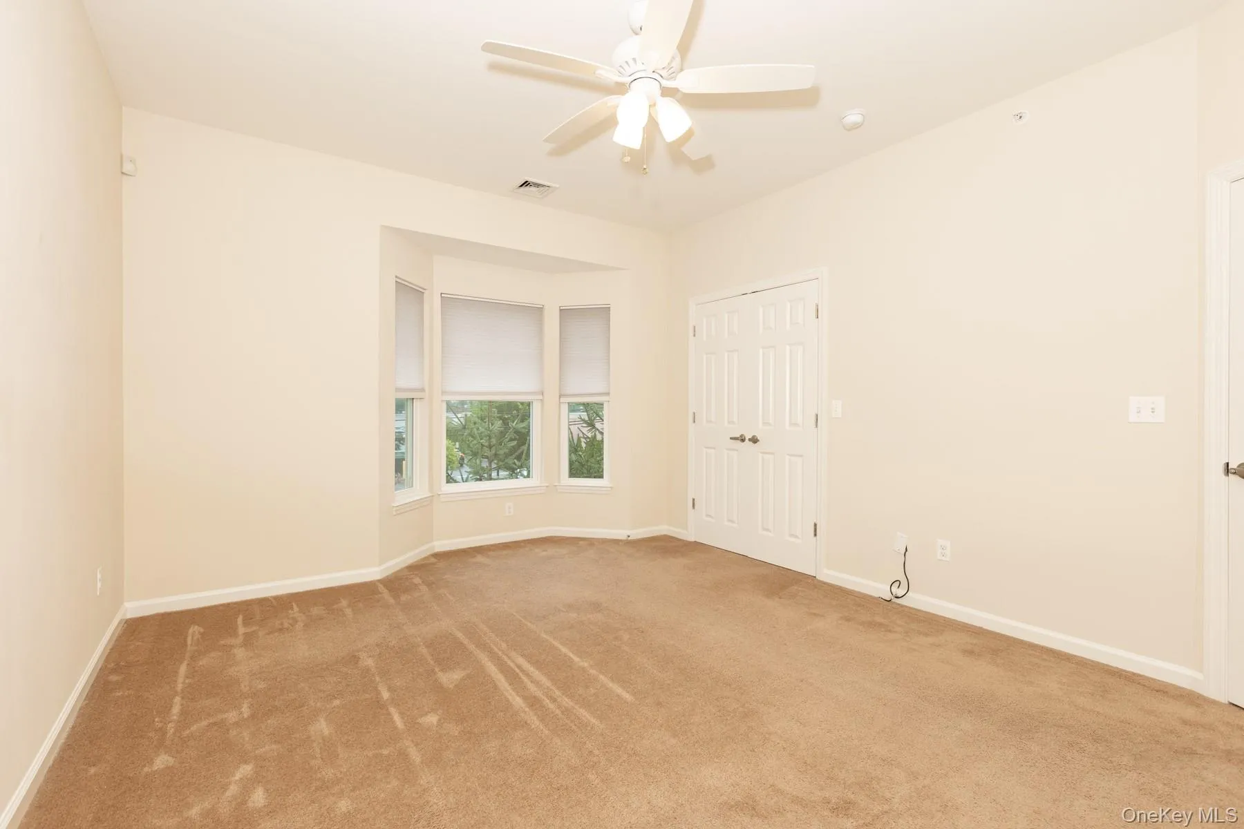 14 Grace Lane, Babylon, NY, 2 Bedrooms Bedrooms, 4 Rooms Rooms,2 BathroomsBathrooms,Residential Lease,For Rent,Grace Lane,0,1046017 14 Grace Lane, Babylon, NY, 2 Bedrooms Bedrooms, 4 Rooms Rooms,2 BathroomsBathrooms,Residential Lease,For Rent,Grace Lane,0,1046017