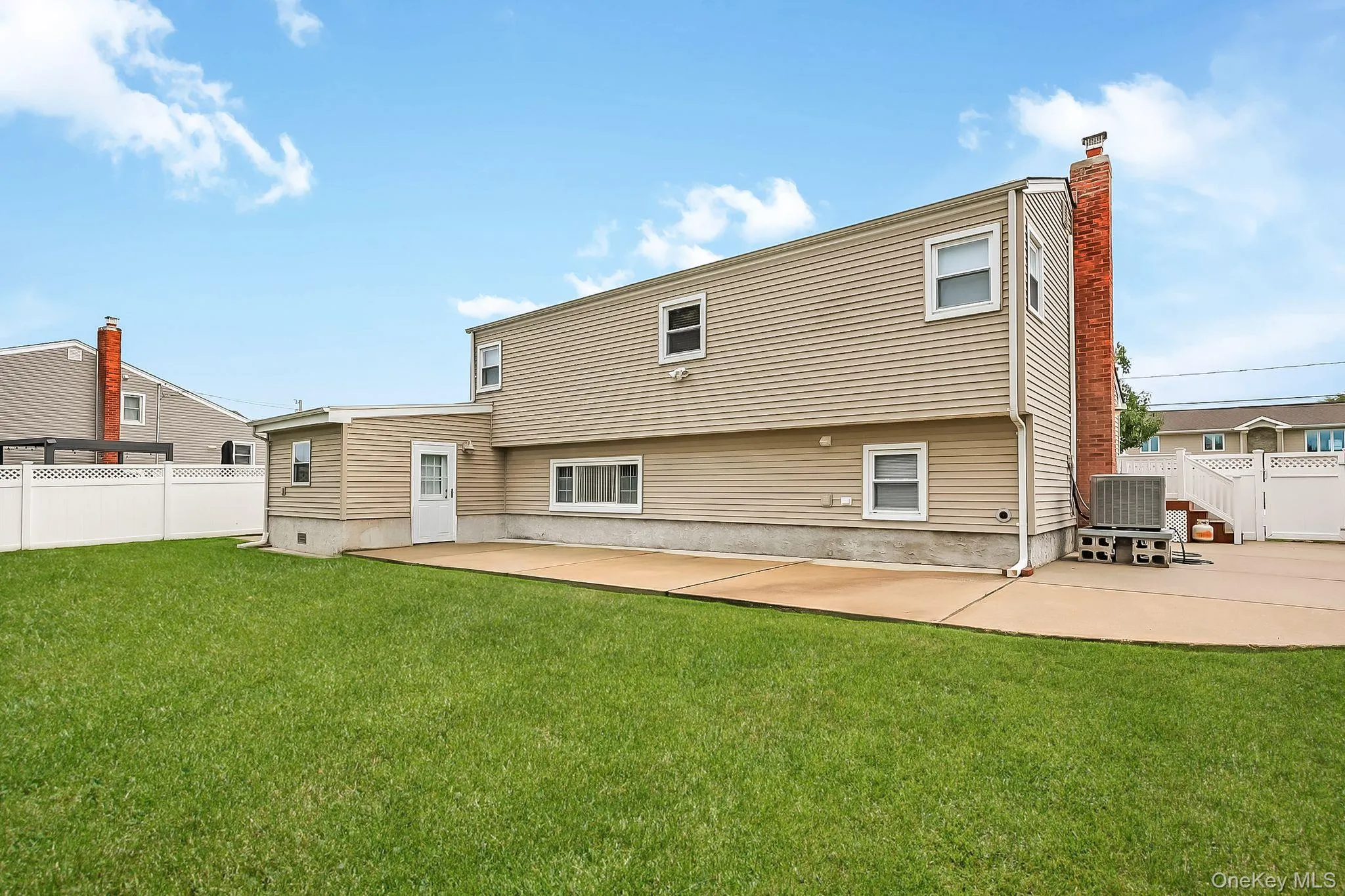 70 Prairie Lane, Babylon, NY, 3 Bedrooms Bedrooms, 8 Rooms Rooms,1 BathroomBathrooms,Residential,For Rent,Prairie,0,1046025 70 Prairie Lane, Babylon, NY, 3 Bedrooms Bedrooms, 8 Rooms Rooms,1 BathroomBathrooms,Residential,For Rent,Prairie,0,1046025