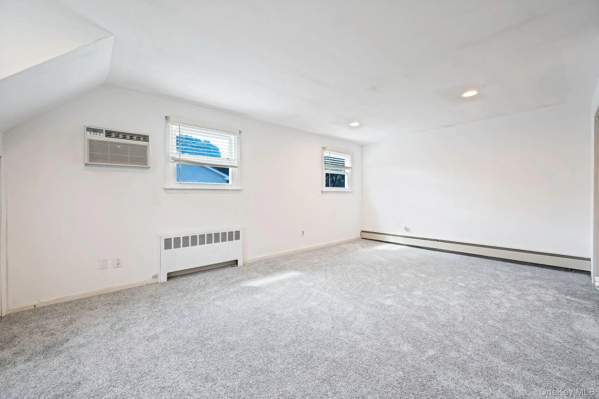 616 Pat Drive, Islip, NY, 4 Bedrooms Bedrooms, 8 Rooms Rooms,2 BathroomsBathrooms,Residential,For Rent,Pat,0,1046027 616 Pat Drive, Islip, NY, 4 Bedrooms Bedrooms, 8 Rooms Rooms,2 BathroomsBathrooms,Residential,For Rent,Pat,0,1046027