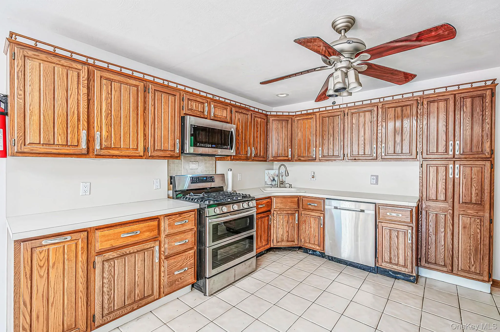616 Pat Drive, Islip, NY, 4 Bedrooms Bedrooms, 8 Rooms Rooms,2 BathroomsBathrooms,Residential,For Rent,Pat,0,1046027 616 Pat Drive, Islip, NY, 4 Bedrooms Bedrooms, 8 Rooms Rooms,2 BathroomsBathrooms,Residential,For Rent,Pat,0,1046027
