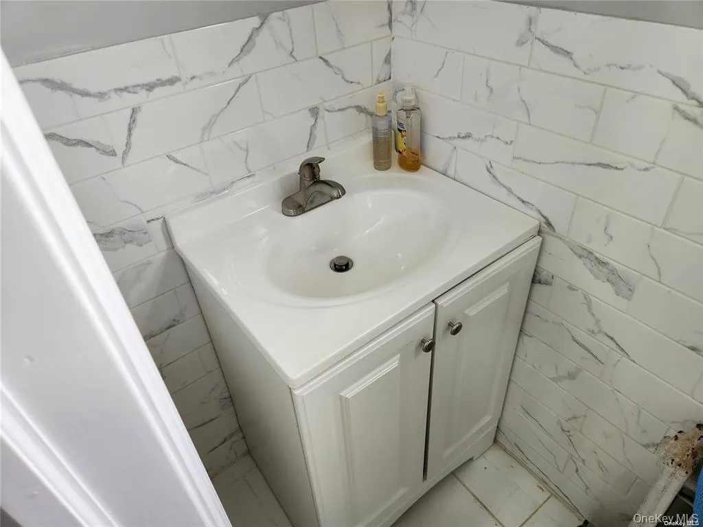 21 Nassau Place, Hempstead, NY, 6 Bedrooms Bedrooms, 10 Rooms Rooms,3 BathroomsBathrooms,Residential Lease,For Rent,Nassau,0,1046030 21 Nassau Place, Hempstead, NY, 6 Bedrooms Bedrooms, 10 Rooms Rooms,3 BathroomsBathrooms,Residential Lease,For Rent,Nassau,0,1046030