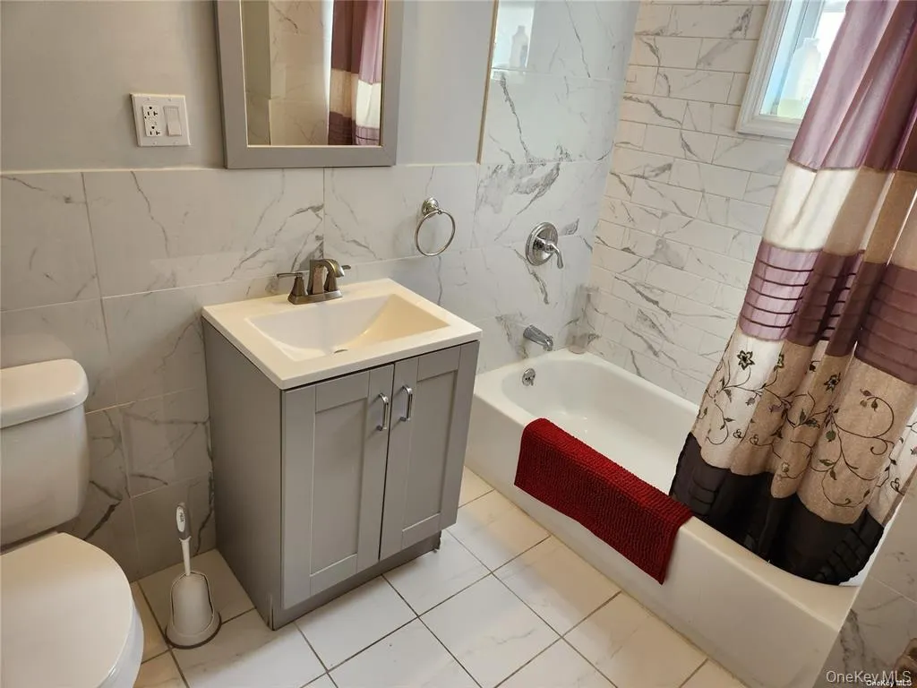 21 Nassau Place, Hempstead, NY, 6 Bedrooms Bedrooms, 10 Rooms Rooms,3 BathroomsBathrooms,Residential Lease,For Rent,Nassau,0,1046030 21 Nassau Place, Hempstead, NY, 6 Bedrooms Bedrooms, 10 Rooms Rooms,3 BathroomsBathrooms,Residential Lease,For Rent,Nassau,0,1046030
