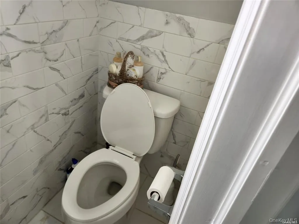 21 Nassau Place, Hempstead, NY, 6 Bedrooms Bedrooms, 10 Rooms Rooms,3 BathroomsBathrooms,Residential Lease,For Rent,Nassau,0,1046030 21 Nassau Place, Hempstead, NY, 6 Bedrooms Bedrooms, 10 Rooms Rooms,3 BathroomsBathrooms,Residential Lease,For Rent,Nassau,0,1046030