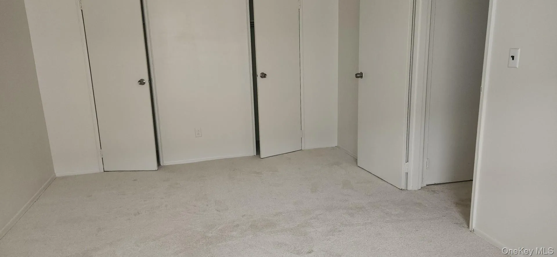 400 N. Corona Avenue Avenue, Hempstead, NY, 1 Bedroom Bedrooms, 3 Rooms Rooms,1 BathroomBathrooms,Residential Lease,For Rent,N. Corona Avenue,0,1046034 400 N. Corona Avenue Avenue, Hempstead, NY, 1 Bedroom Bedrooms, 3 Rooms Rooms,1 BathroomBathrooms,Residential Lease,For Rent,N. Corona Avenue,0,1046034