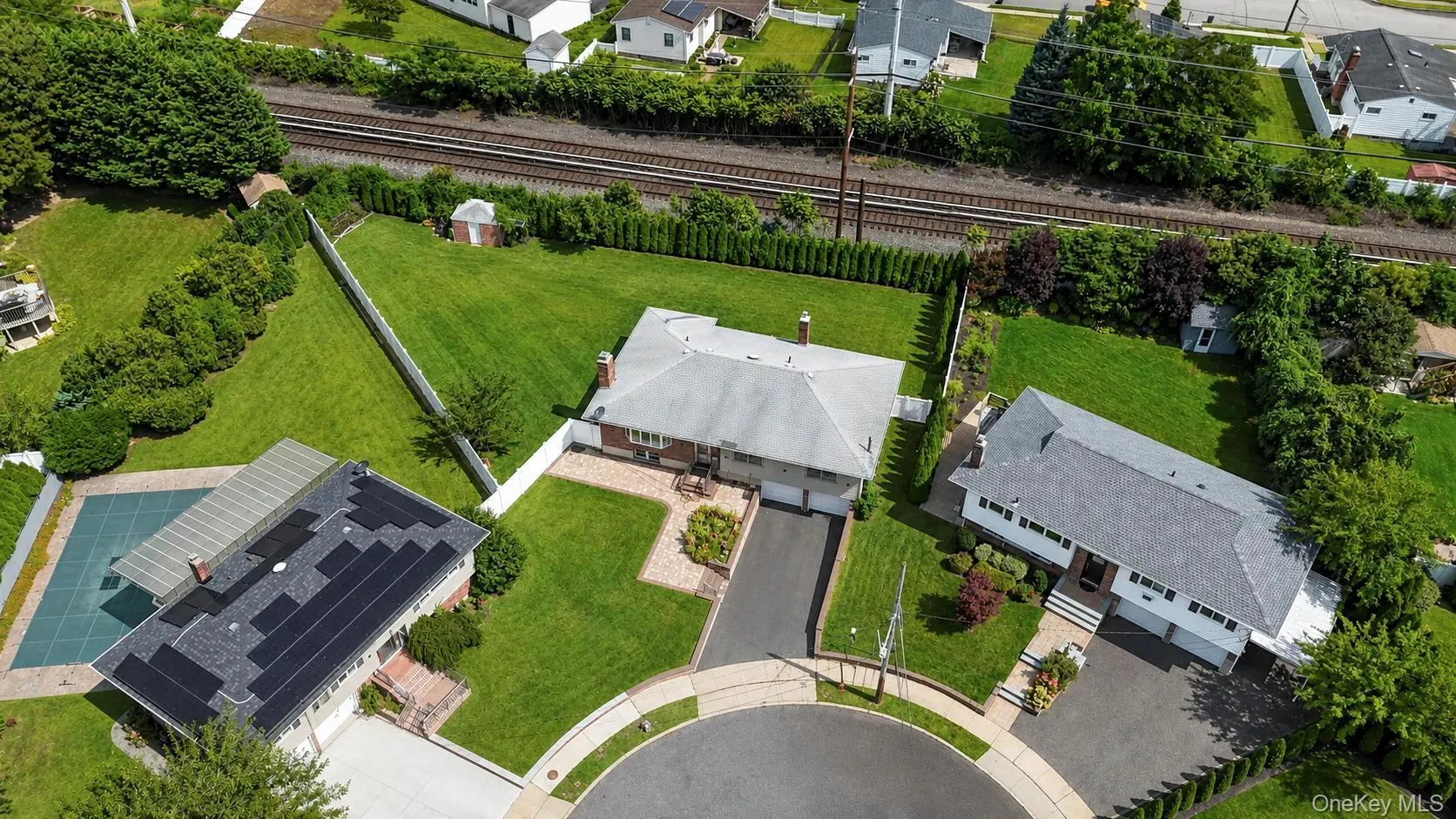 12 Hilton Court, Oyster Bay, NY, 4 Bedrooms Bedrooms, 7 Rooms Rooms,3 BathroomsBathrooms,Residential,For Rent,Hilton,0,1046035 12 Hilton Court, Oyster Bay, NY, 4 Bedrooms Bedrooms, 7 Rooms Rooms,3 BathroomsBathrooms,Residential,For Rent,Hilton,0,1046035