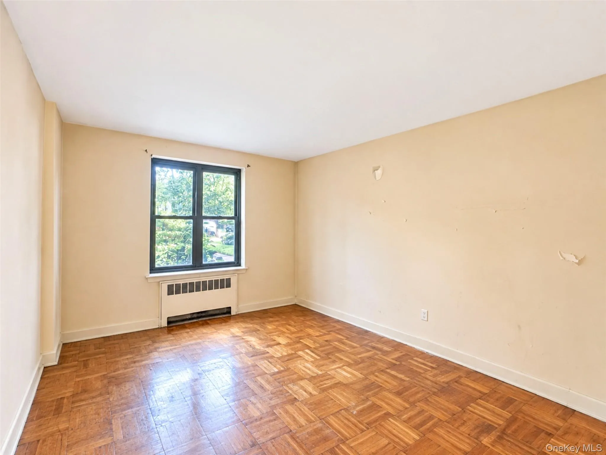 71 Grace Avenue, North Hempstead, NY, 1 Bedroom Bedrooms, 2 Rooms Rooms,1 BathroomBathrooms,Residential,For Rent,Grace,0,1046038 71 Grace Avenue, North Hempstead, NY, 1 Bedroom Bedrooms, 2 Rooms Rooms,1 BathroomBathrooms,Residential,For Rent,Grace,0,1046038