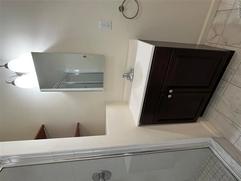 73 Webster Ave, Goshen, NY, 1 Bedroom Bedrooms, 3 Rooms Rooms,1 BathroomBathrooms,Residential Lease,For Rent,Webster Ave,0,1046039 73 Webster Ave, Goshen, NY, 1 Bedroom Bedrooms, 3 Rooms Rooms,1 BathroomBathrooms,Residential Lease,For Rent,Webster Ave,0,1046039