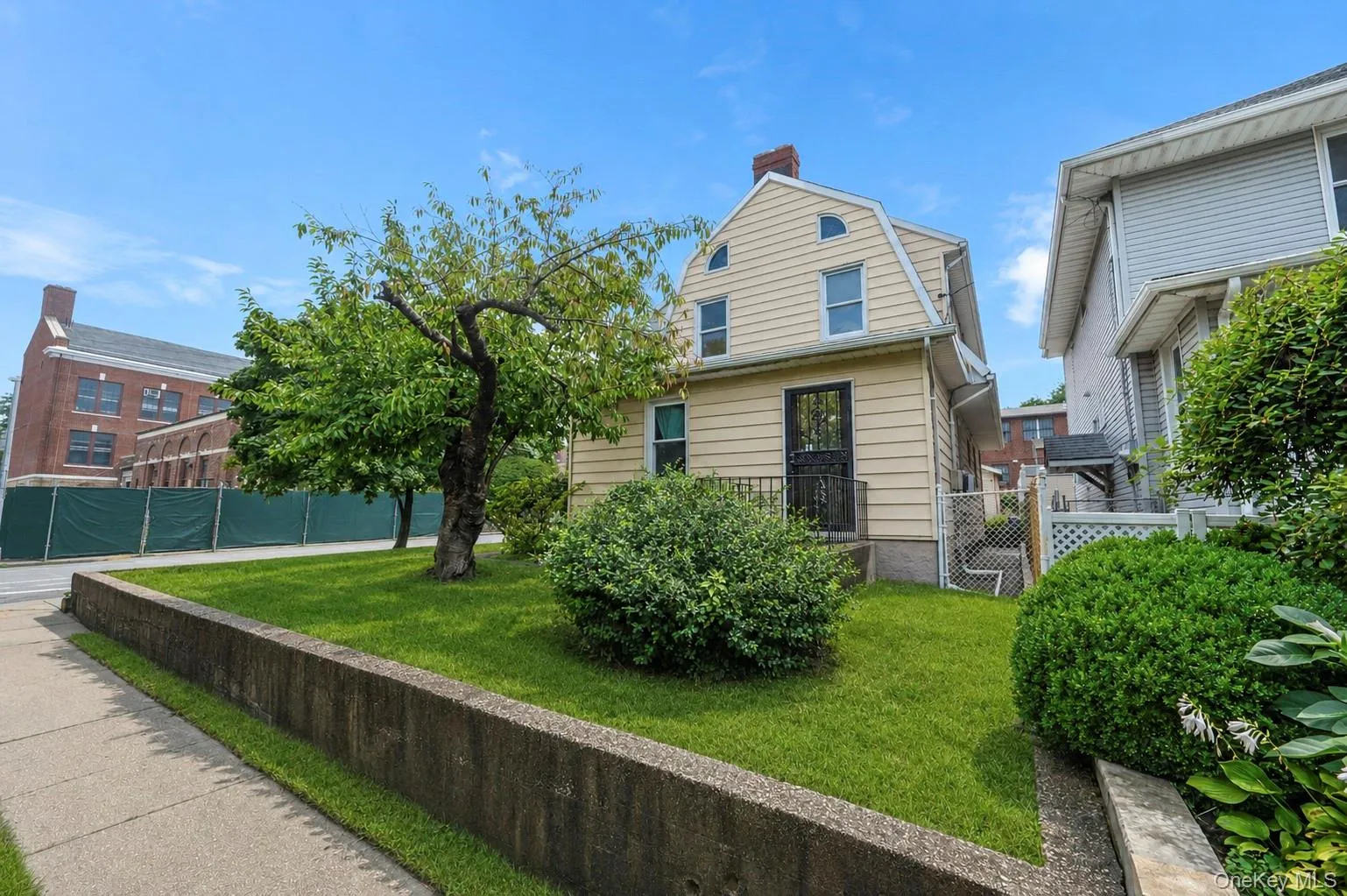 170-45 83rd Avenue, New York, NY, 4 Bedrooms Bedrooms, 12 Rooms Rooms,2 BathroomsBathrooms,Residential,For Rent,83rd,0,1046040 170-45 83rd Avenue, New York, NY, 4 Bedrooms Bedrooms, 12 Rooms Rooms,2 BathroomsBathrooms,Residential,For Rent,83rd,0,1046040