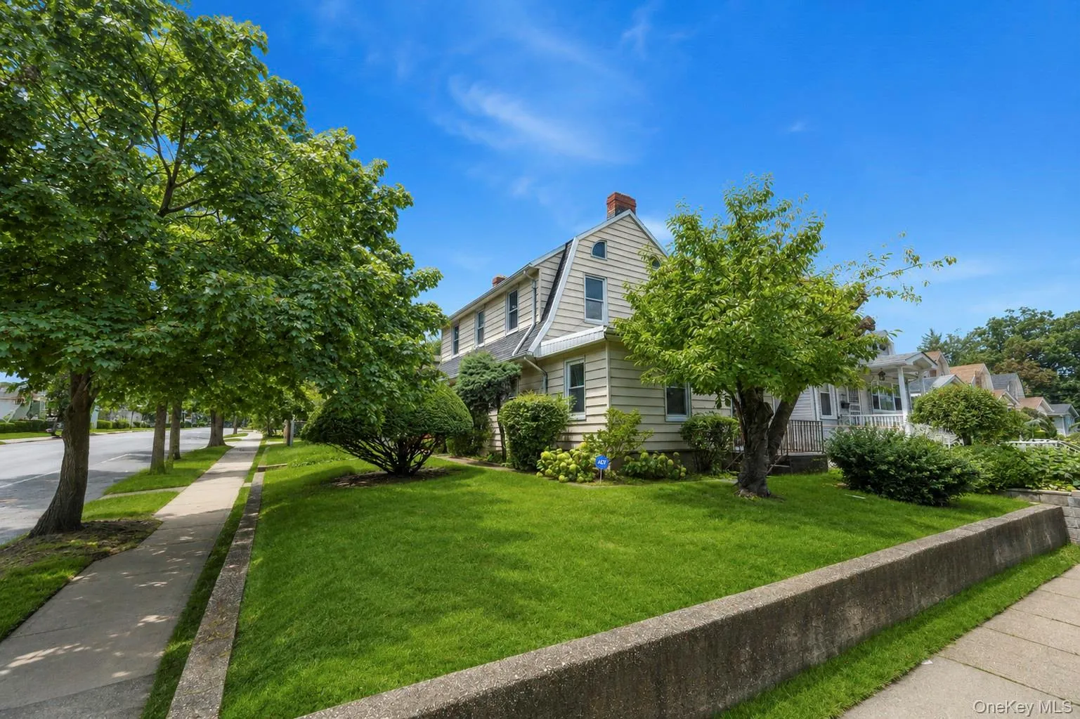 170-45 83rd Avenue, New York, NY, 4 Bedrooms Bedrooms, 12 Rooms Rooms,2 BathroomsBathrooms,Residential,For Rent,83rd,0,1046040 170-45 83rd Avenue, New York, NY, 4 Bedrooms Bedrooms, 12 Rooms Rooms,2 BathroomsBathrooms,Residential,For Rent,83rd,0,1046040