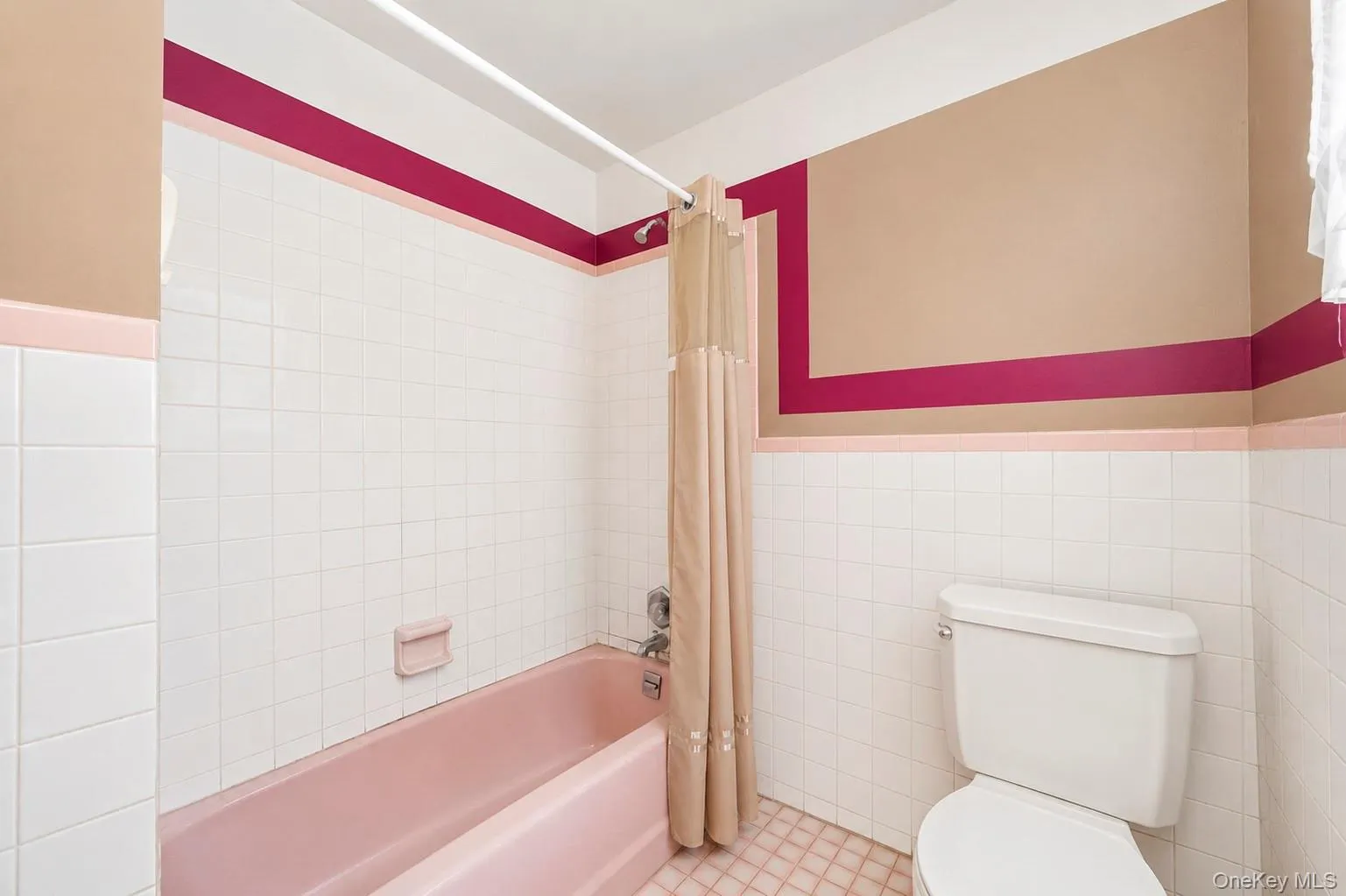 170-45 83rd Avenue, New York, NY, 4 Bedrooms Bedrooms, 12 Rooms Rooms,2 BathroomsBathrooms,Residential,For Rent,83rd,0,1046040 170-45 83rd Avenue, New York, NY, 4 Bedrooms Bedrooms, 12 Rooms Rooms,2 BathroomsBathrooms,Residential,For Rent,83rd,0,1046040