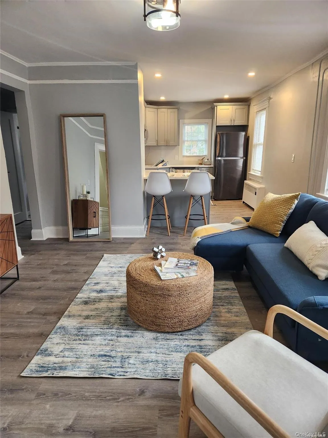 156 Cleveland Avenue, North Hempstead, NY, 1 Bedroom Bedrooms, 4 Rooms Rooms,1 BathroomBathrooms,Residential Lease,For Rent,Cleveland,0,1046043 156 Cleveland Avenue, North Hempstead, NY, 1 Bedroom Bedrooms, 4 Rooms Rooms,1 BathroomBathrooms,Residential Lease,For Rent,Cleveland,0,1046043