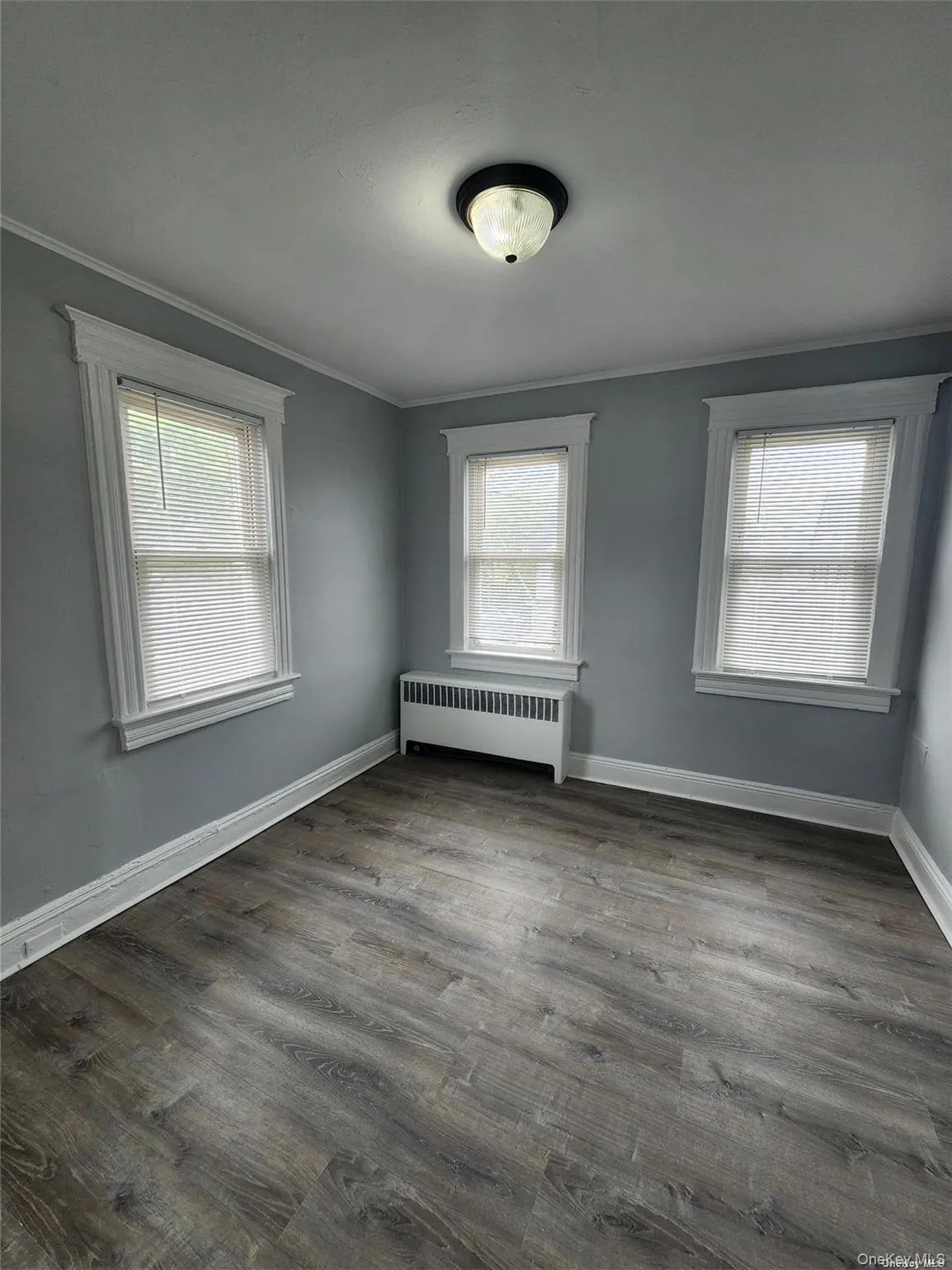 156 Cleveland Avenue, North Hempstead, NY, 1 Bedroom Bedrooms, 4 Rooms Rooms,1 BathroomBathrooms,Residential Lease,For Rent,Cleveland,0,1046043 156 Cleveland Avenue, North Hempstead, NY, 1 Bedroom Bedrooms, 4 Rooms Rooms,1 BathroomBathrooms,Residential Lease,For Rent,Cleveland,0,1046043