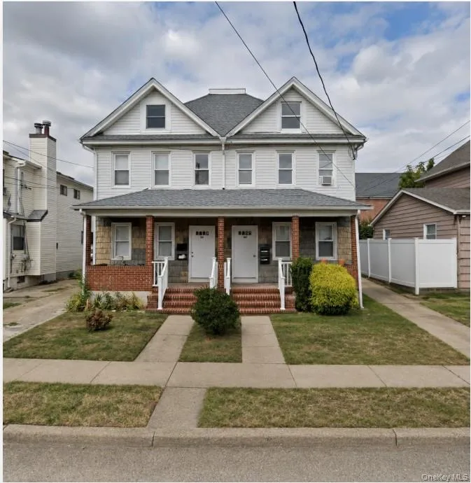 156 Cleveland Avenue, North Hempstead, NY, 1 Bedroom Bedrooms, 4 Rooms Rooms,1 BathroomBathrooms,Residential Lease,For Rent,Cleveland,0,1046043 156 Cleveland Avenue, North Hempstead, NY, 1 Bedroom Bedrooms, 4 Rooms Rooms,1 BathroomBathrooms,Residential Lease,For Rent,Cleveland,0,1046043