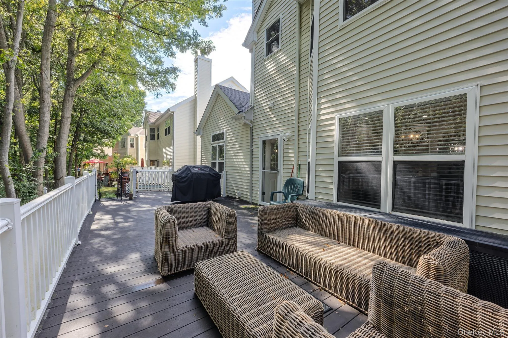 4 Sunflower Ridge Road, Brookhaven, NY, 4 Bedrooms Bedrooms, 7 Rooms Rooms,3 BathroomsBathrooms,Residential,For Rent,Sunflower Ridge,0,1046047 4 Sunflower Ridge Road, Brookhaven, NY, 4 Bedrooms Bedrooms, 7 Rooms Rooms,3 BathroomsBathrooms,Residential,For Rent,Sunflower Ridge,0,1046047